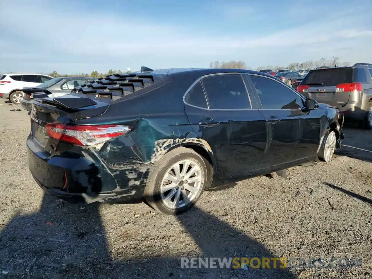 3 Photograph of a damaged car 4T1L11AKXLU362216 TOYOTA CAMRY 2020