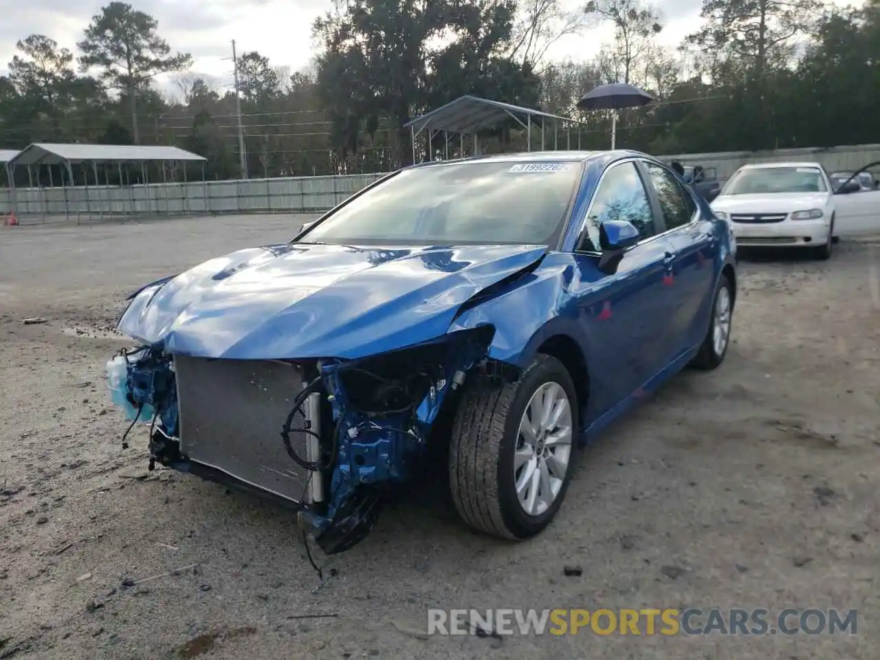 2 Photograph of a damaged car 4T1L11AKXLU380831 TOYOTA CAMRY 2020