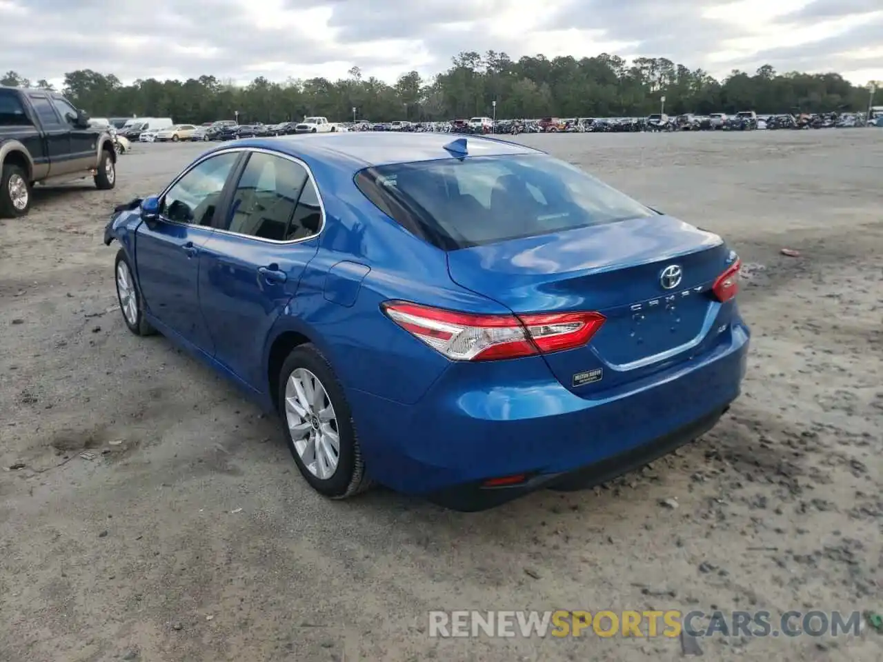 3 Photograph of a damaged car 4T1L11AKXLU380831 TOYOTA CAMRY 2020