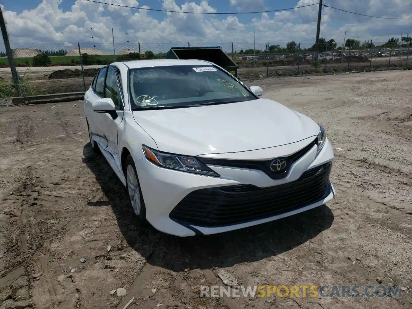 1 Photograph of a damaged car 4T1L11AKXLU866569 TOYOTA CAMRY 2020