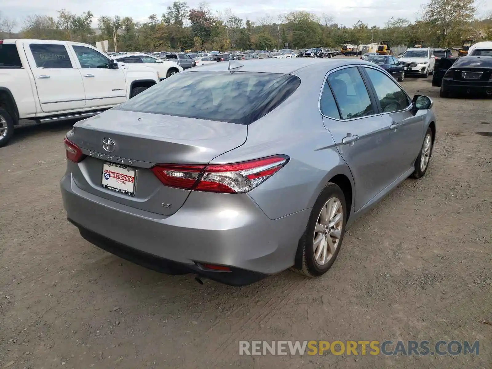 4 Photograph of a damaged car 4T1L11AKXLU875529 TOYOTA CAMRY 2020