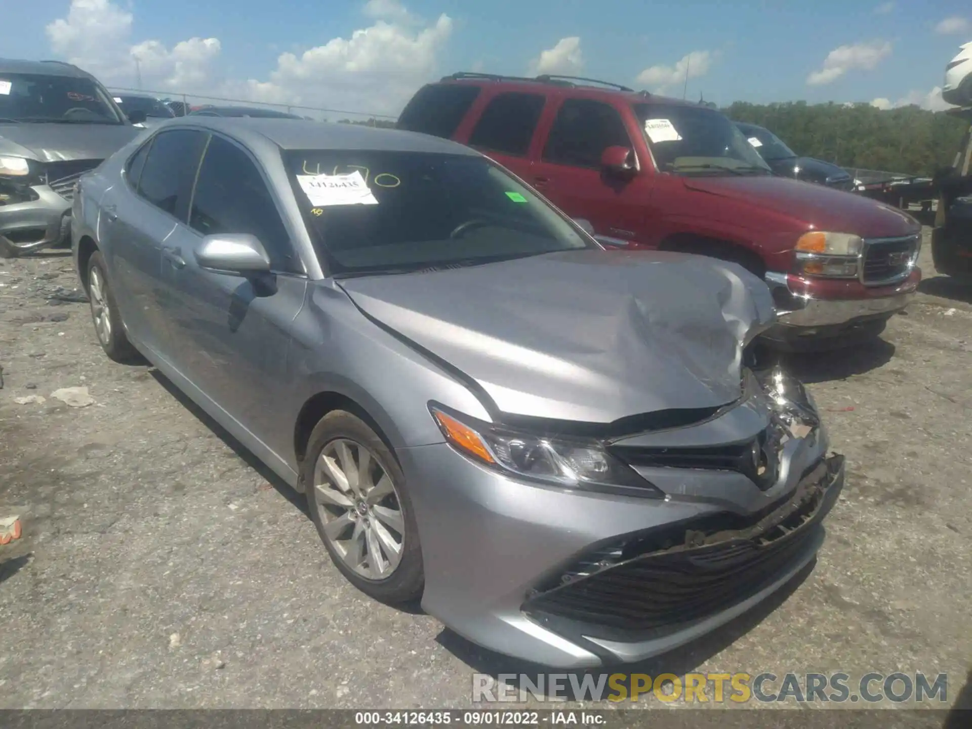 1 Photograph of a damaged car 4T1L11AKXLU914670 TOYOTA CAMRY 2020