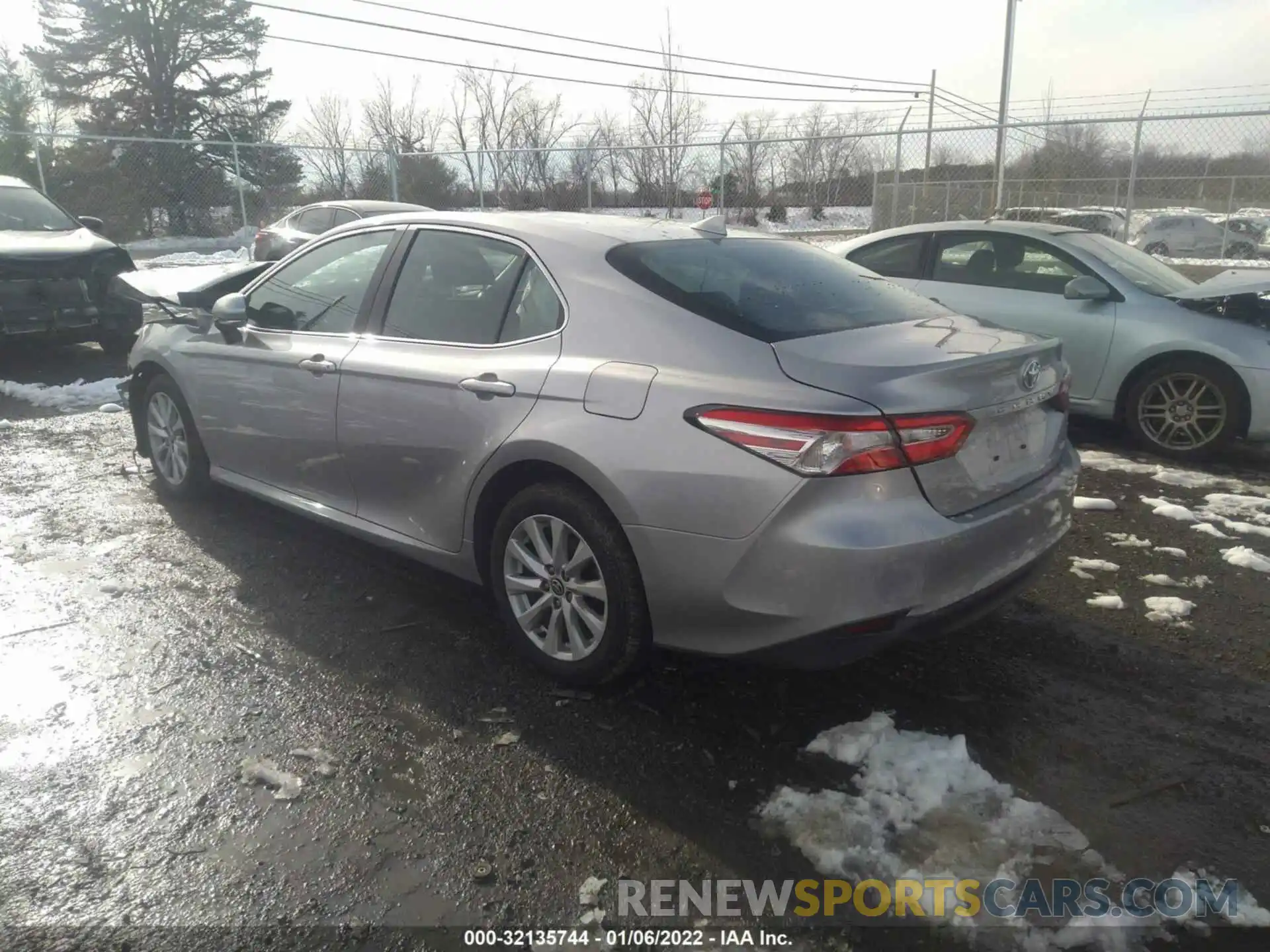 3 Photograph of a damaged car 4T1L11AKXLU983567 TOYOTA CAMRY 2020