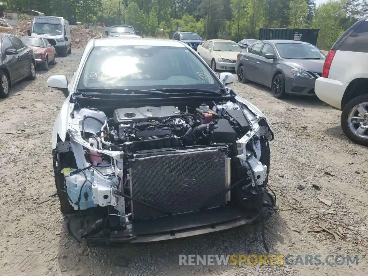 9 Photograph of a damaged car 4T1L11AKXLU993287 TOYOTA CAMRY 2020