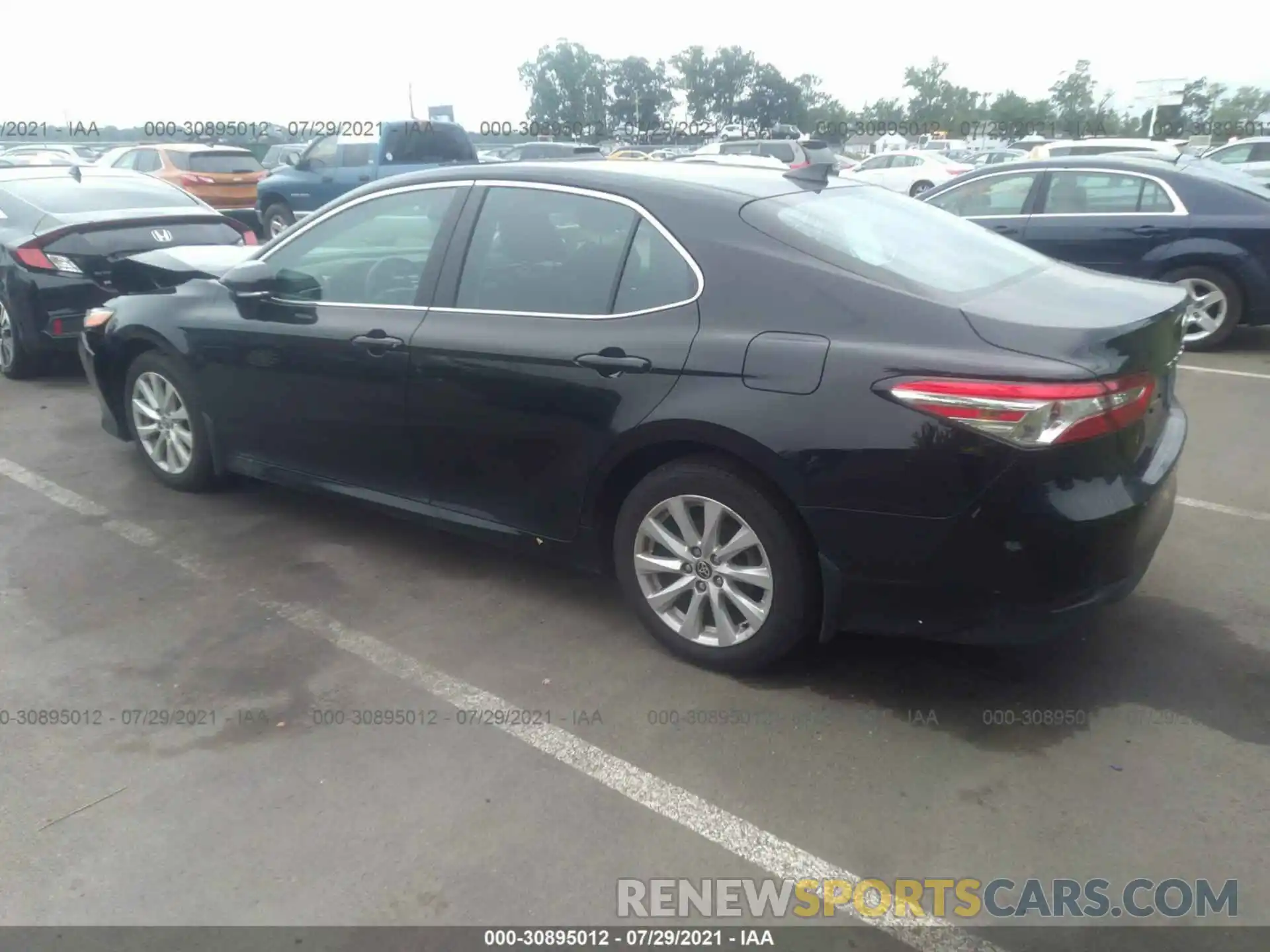 3 Photograph of a damaged car 4T1L11BK0LU003505 TOYOTA CAMRY 2020