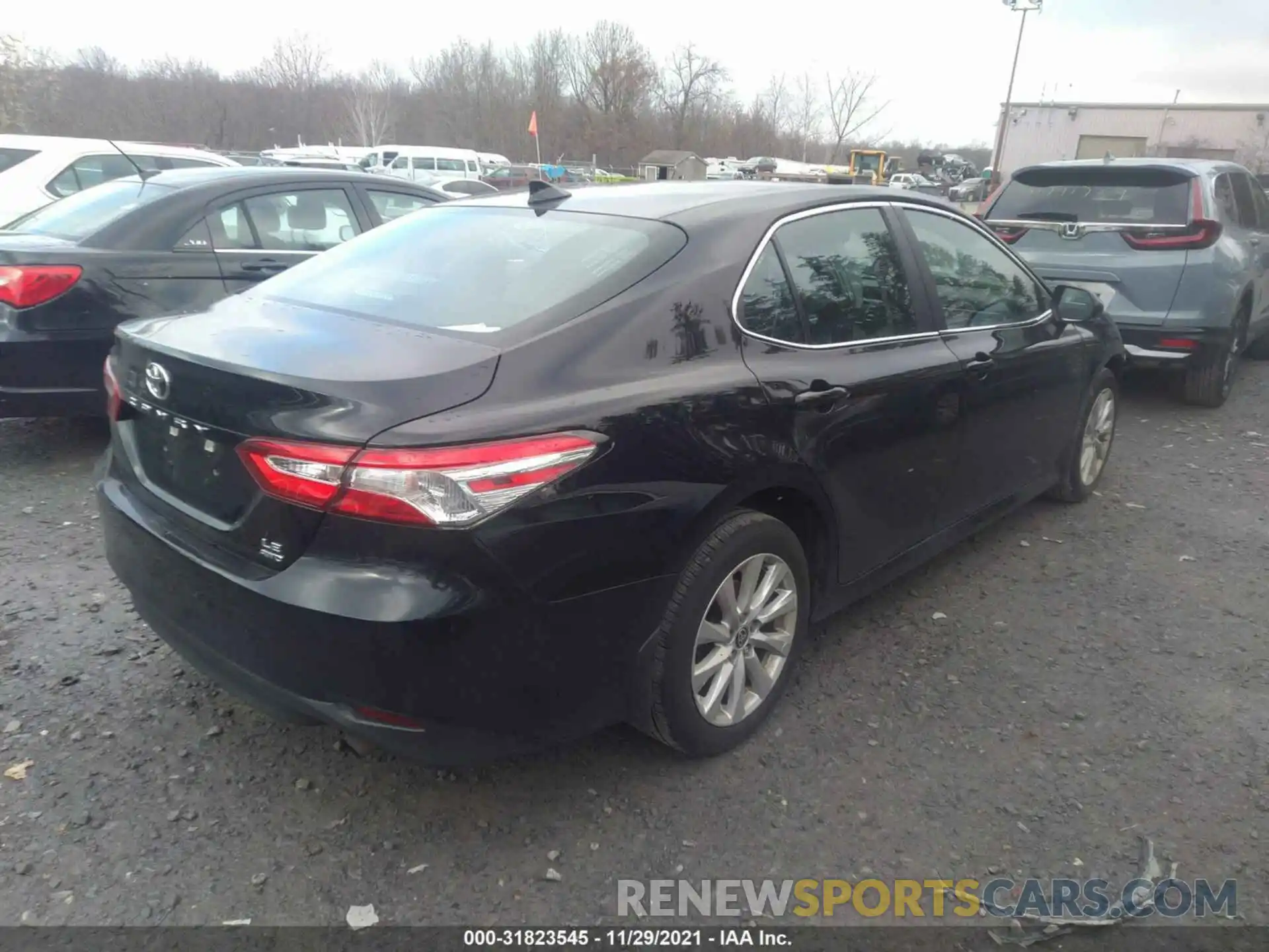 4 Photograph of a damaged car 4T1L11BK0LU019140 TOYOTA CAMRY 2020