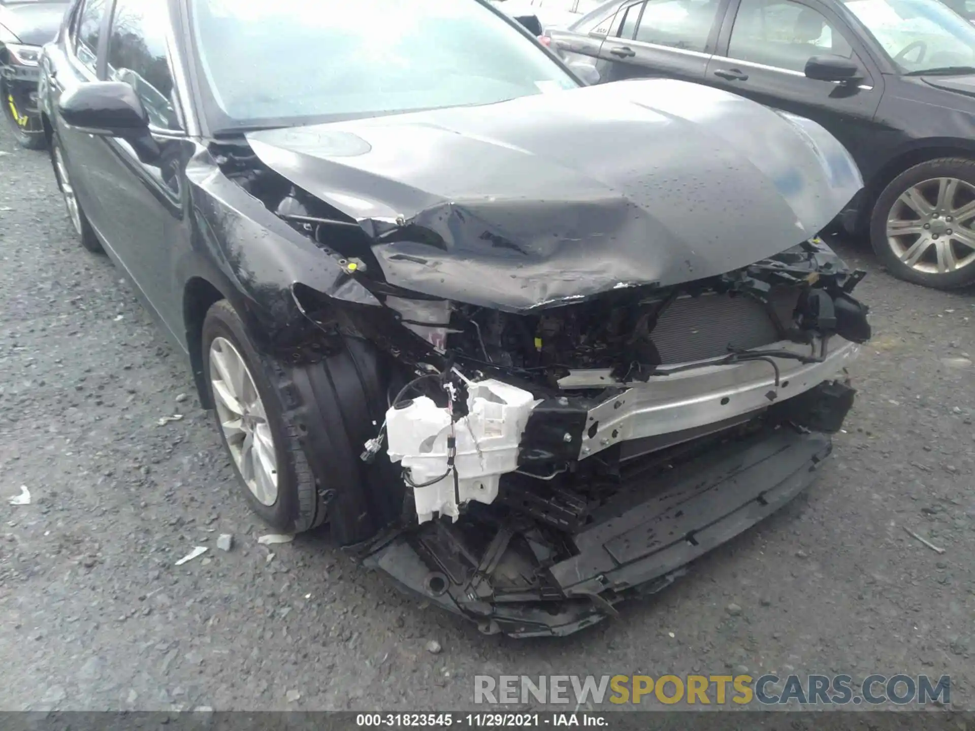 6 Photograph of a damaged car 4T1L11BK0LU019140 TOYOTA CAMRY 2020