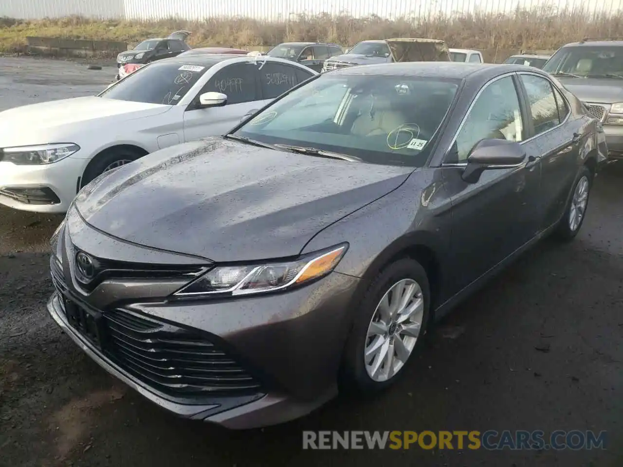 2 Photograph of a damaged car 4T1L11BK1LU018210 TOYOTA CAMRY 2020