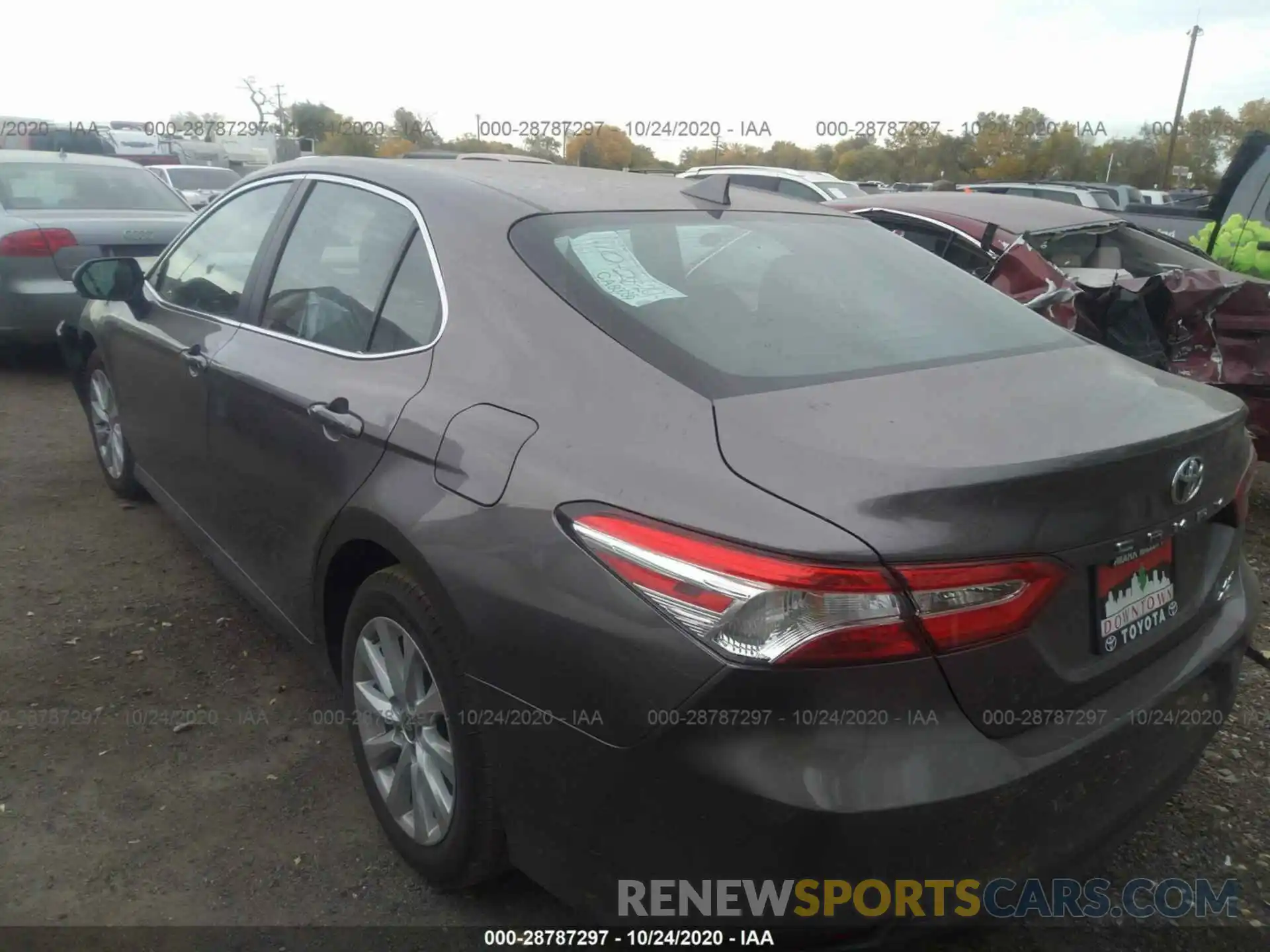 3 Photograph of a damaged car 4T1L11BK2LU010245 TOYOTA CAMRY 2020