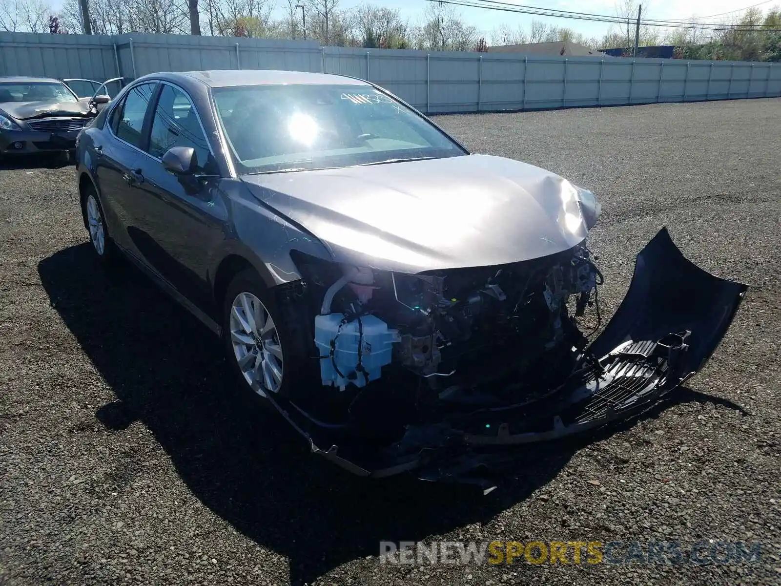 1 Photograph of a damaged car 4T1L11BK5LU008957 TOYOTA CAMRY 2020