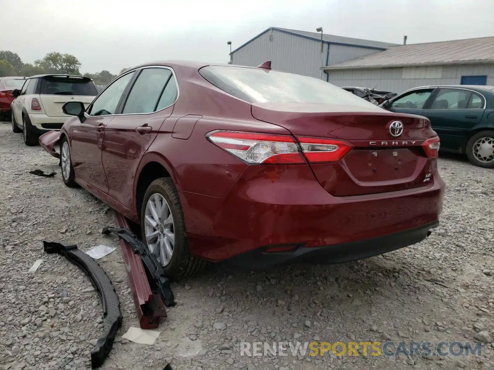 3 Photograph of a damaged car 4T1L11BK6LU007929 TOYOTA CAMRY 2020