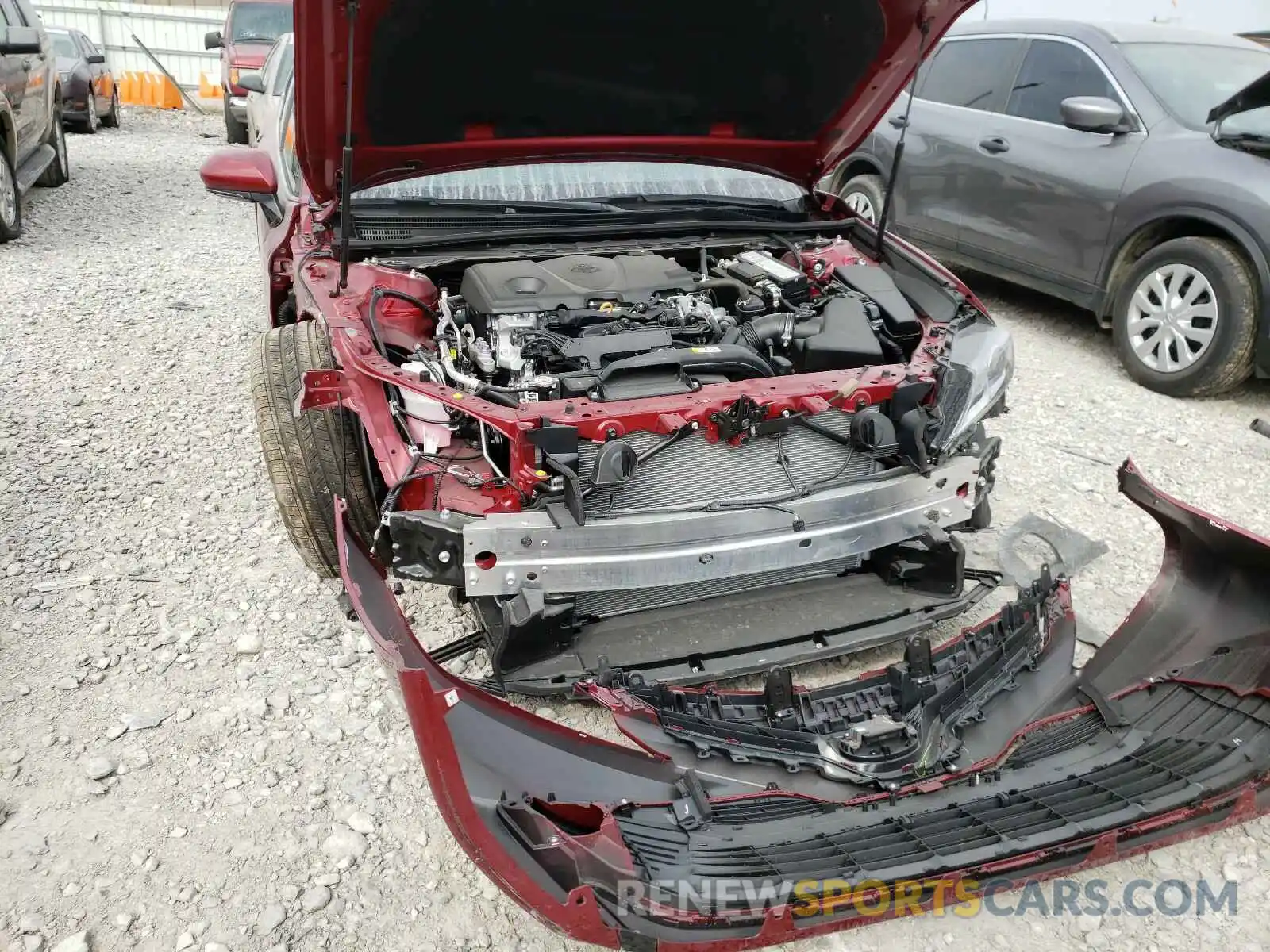 9 Photograph of a damaged car 4T1L11BK6LU007929 TOYOTA CAMRY 2020