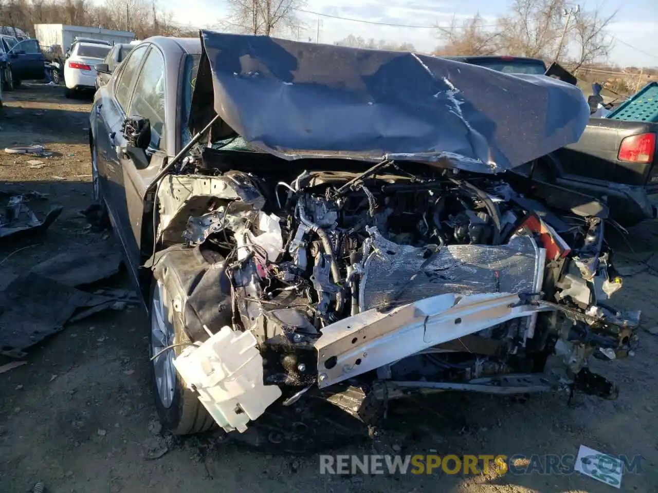 9 Photograph of a damaged car 4T1L11BK8LU006359 TOYOTA CAMRY 2020