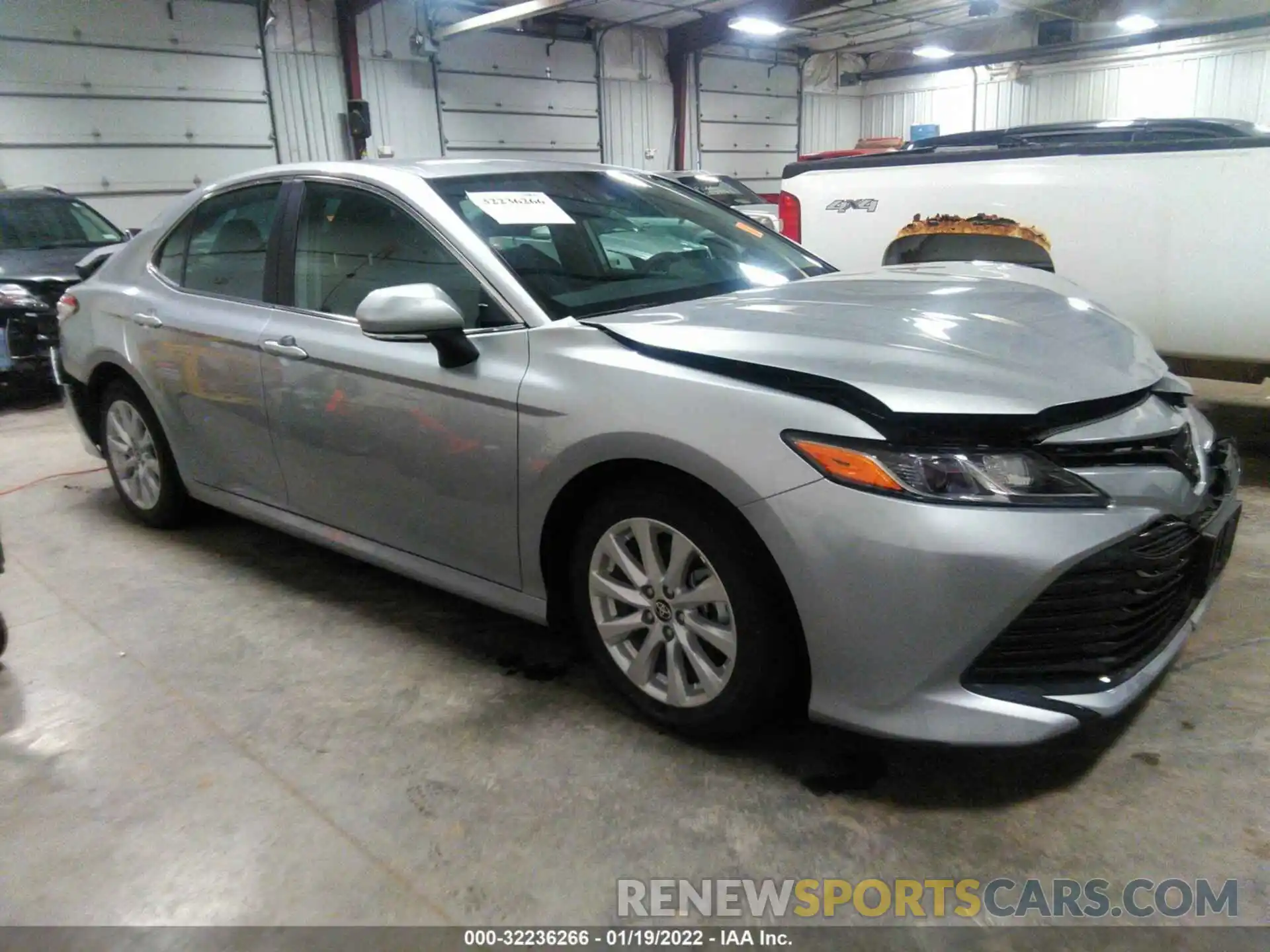 1 Photograph of a damaged car 4T1L11BK9LU005141 TOYOTA CAMRY 2020