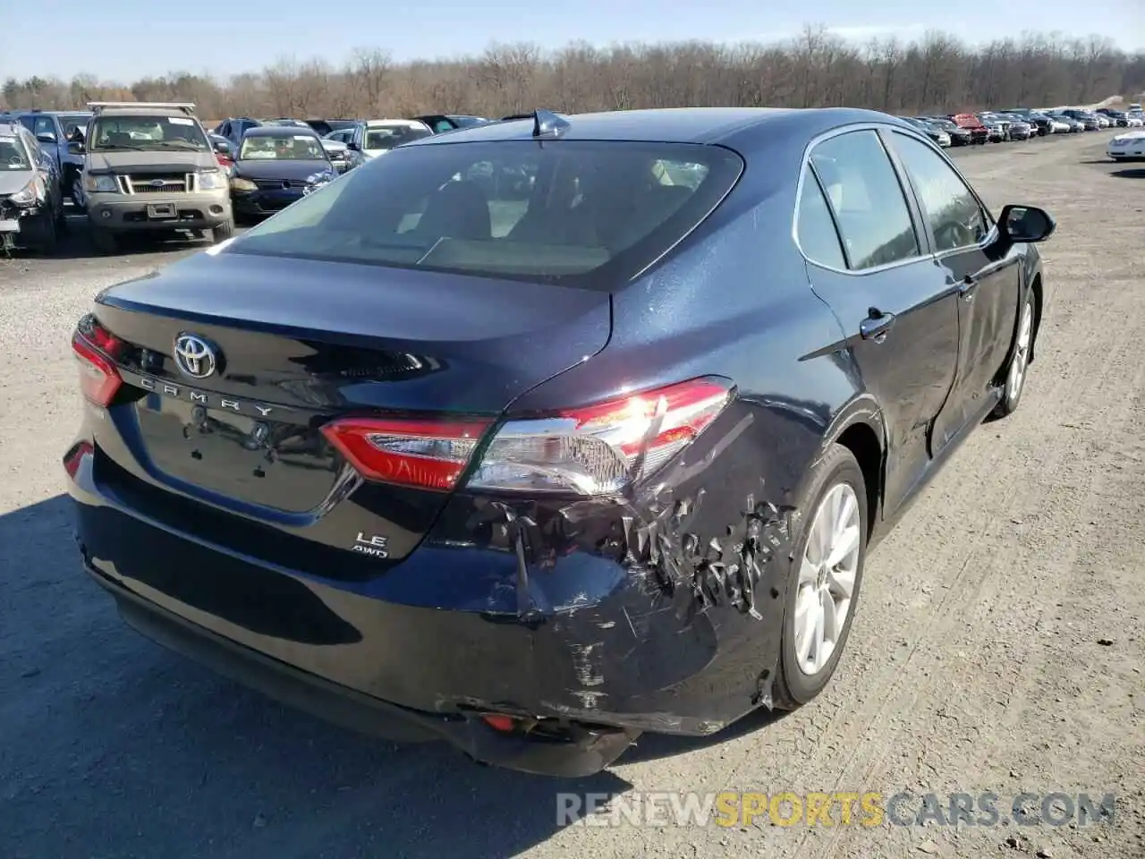 4 Photograph of a damaged car 4T1L11BK9LU014051 TOYOTA CAMRY 2020