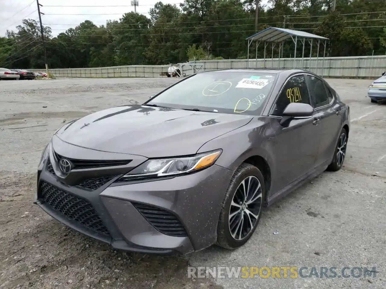 2 Photograph of a damaged car 4T1M11AK0LU314230 TOYOTA CAMRY 2020