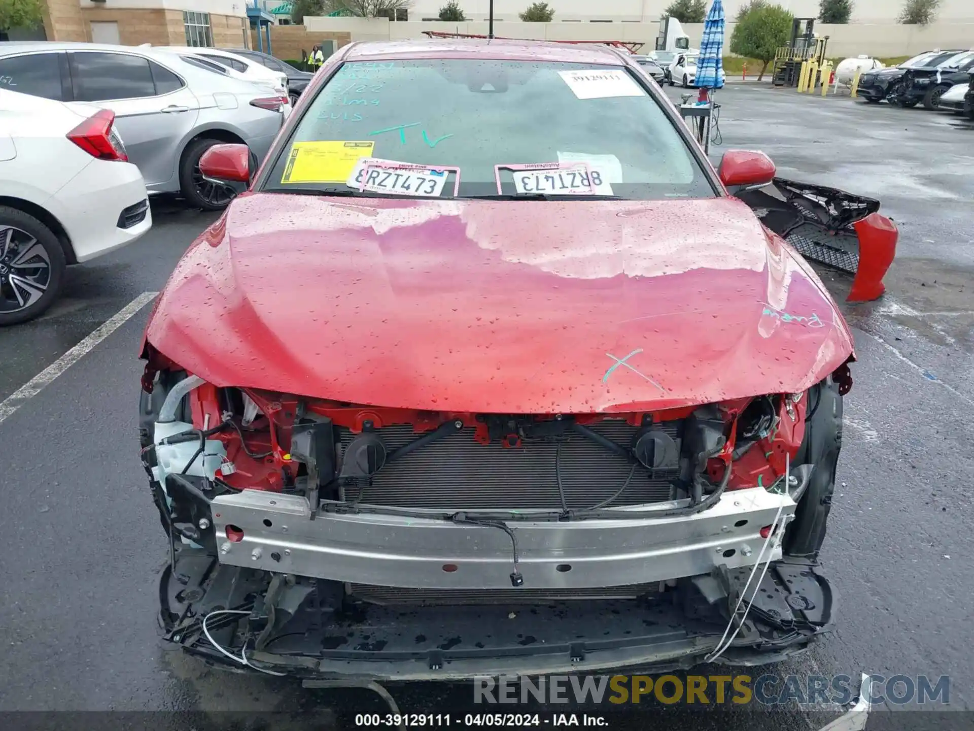 13 Photograph of a damaged car 4T1M11AK0LU380597 TOYOTA CAMRY 2020