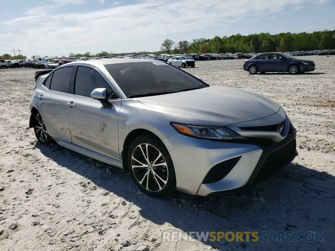 1 Photograph of a damaged car 4T1M11AK0LU504044 TOYOTA CAMRY 2020