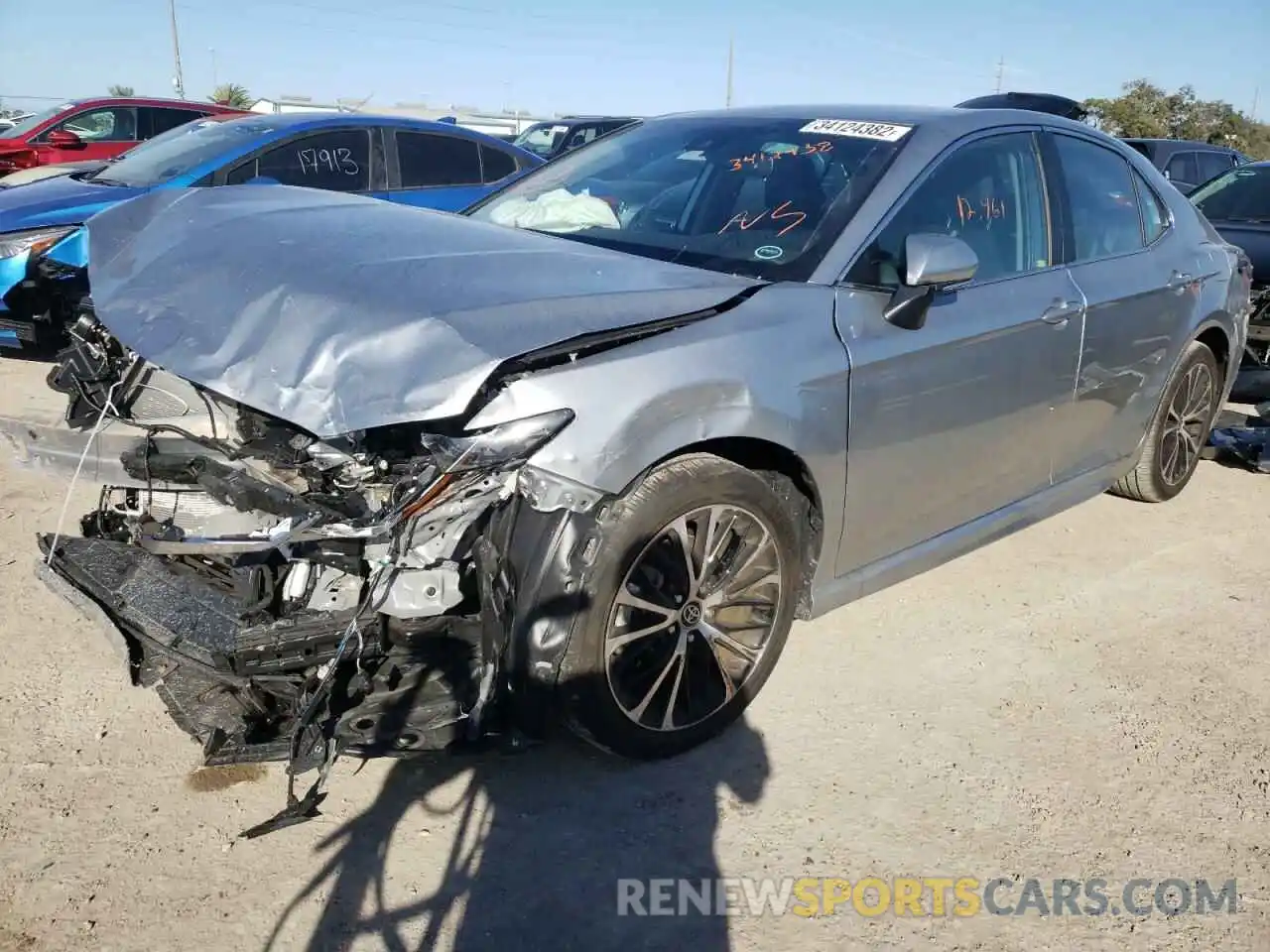 2 Photograph of a damaged car 4T1M11AK0LU507851 TOYOTA CAMRY 2020