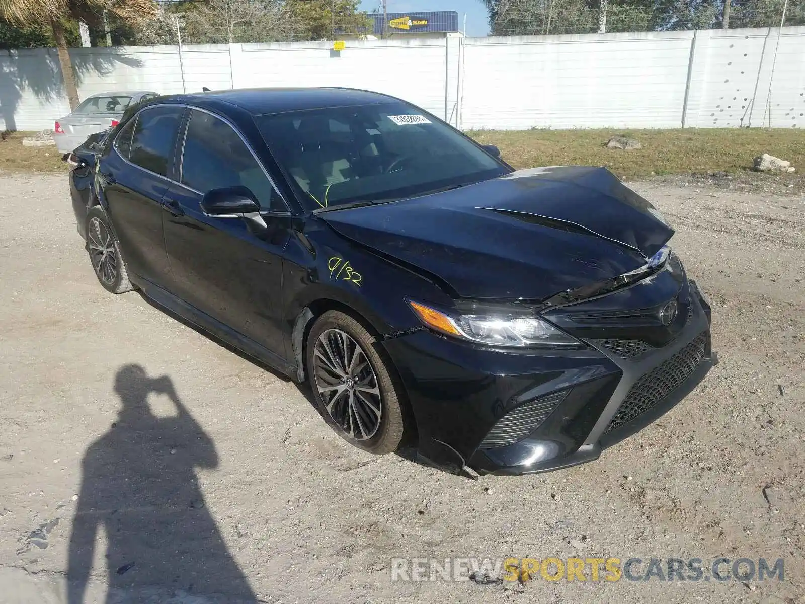 1 Photograph of a damaged car 4T1M11AK0LU899651 TOYOTA CAMRY 2020