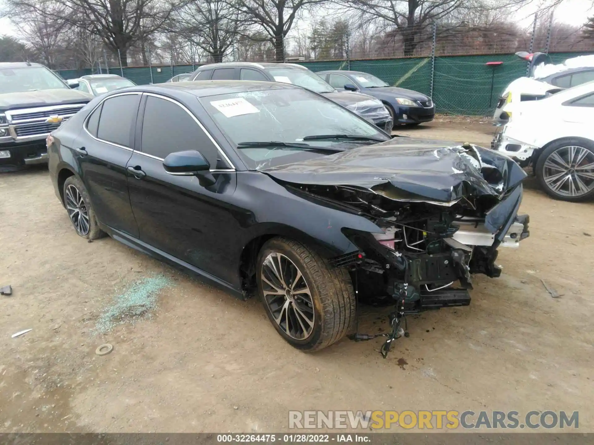 1 Photograph of a damaged car 4T1M11AK0LU911765 TOYOTA CAMRY 2020