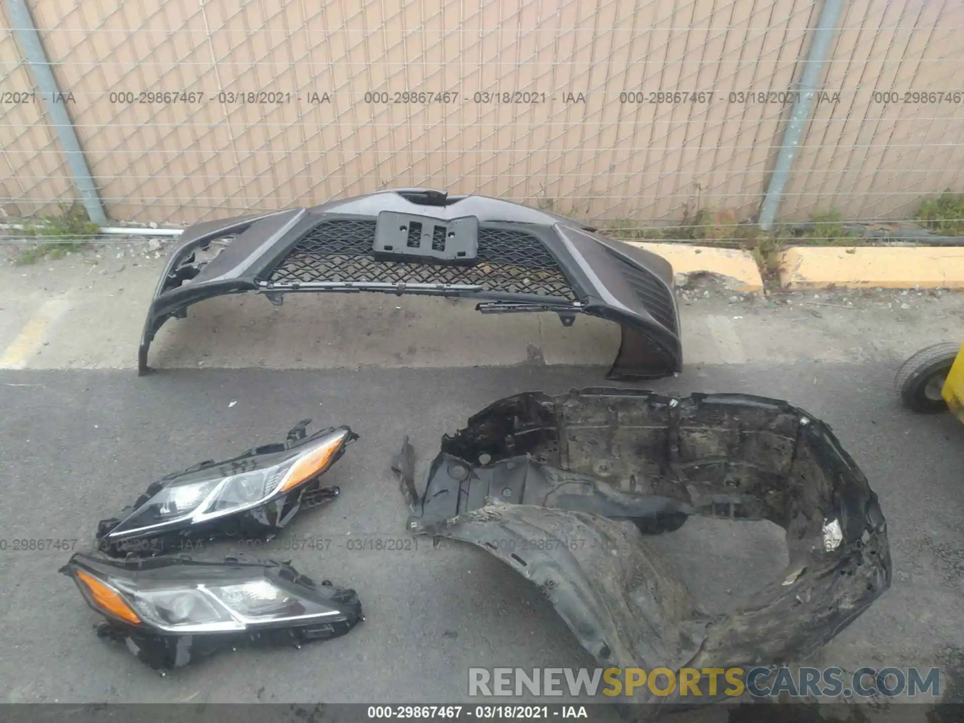 12 Photograph of a damaged car 4T1M11AK0LU913905 TOYOTA CAMRY 2020
