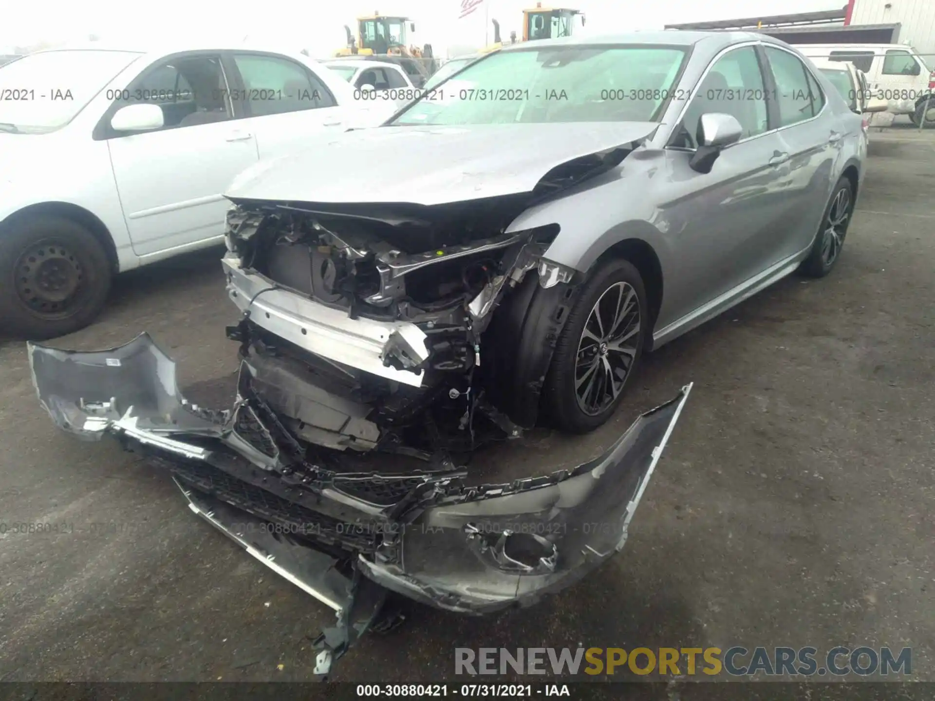 2 Photograph of a damaged car 4T1M11AK0LU923818 TOYOTA CAMRY 2020