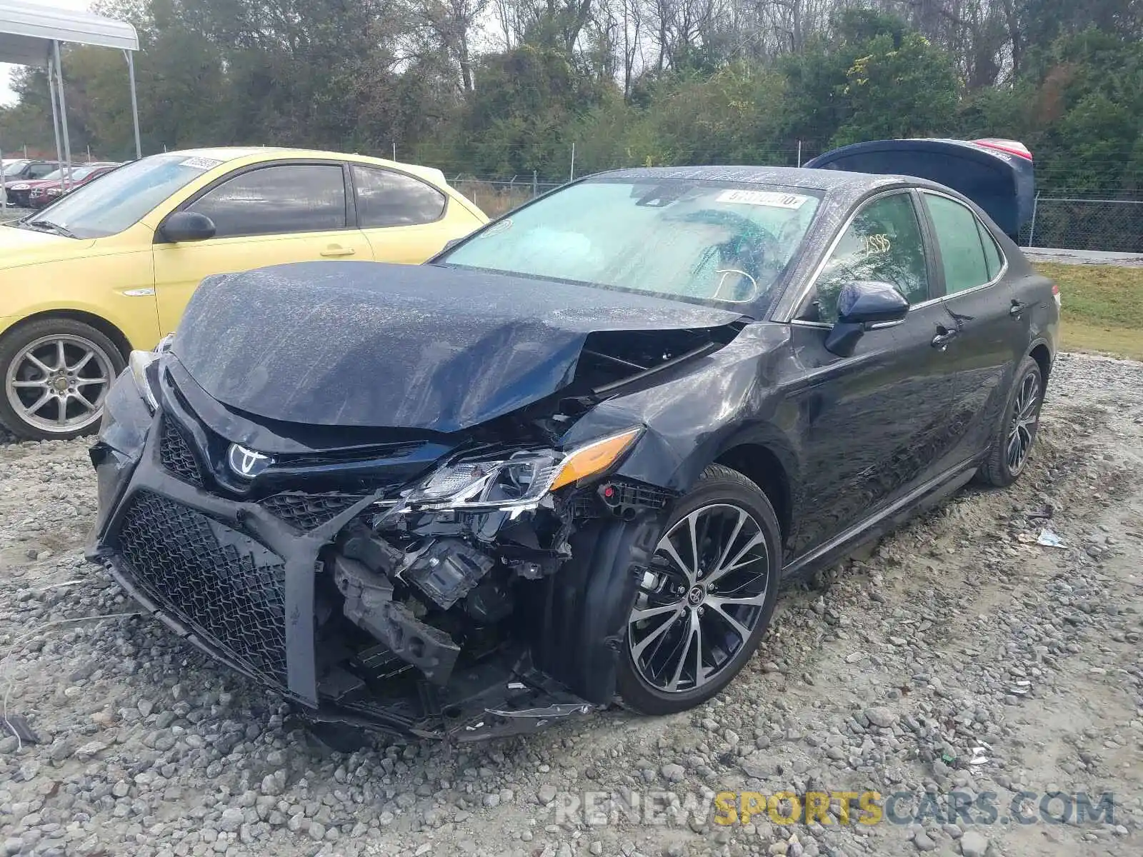 2 Photograph of a damaged car 4T1M11AK0LU984148 TOYOTA CAMRY 2020