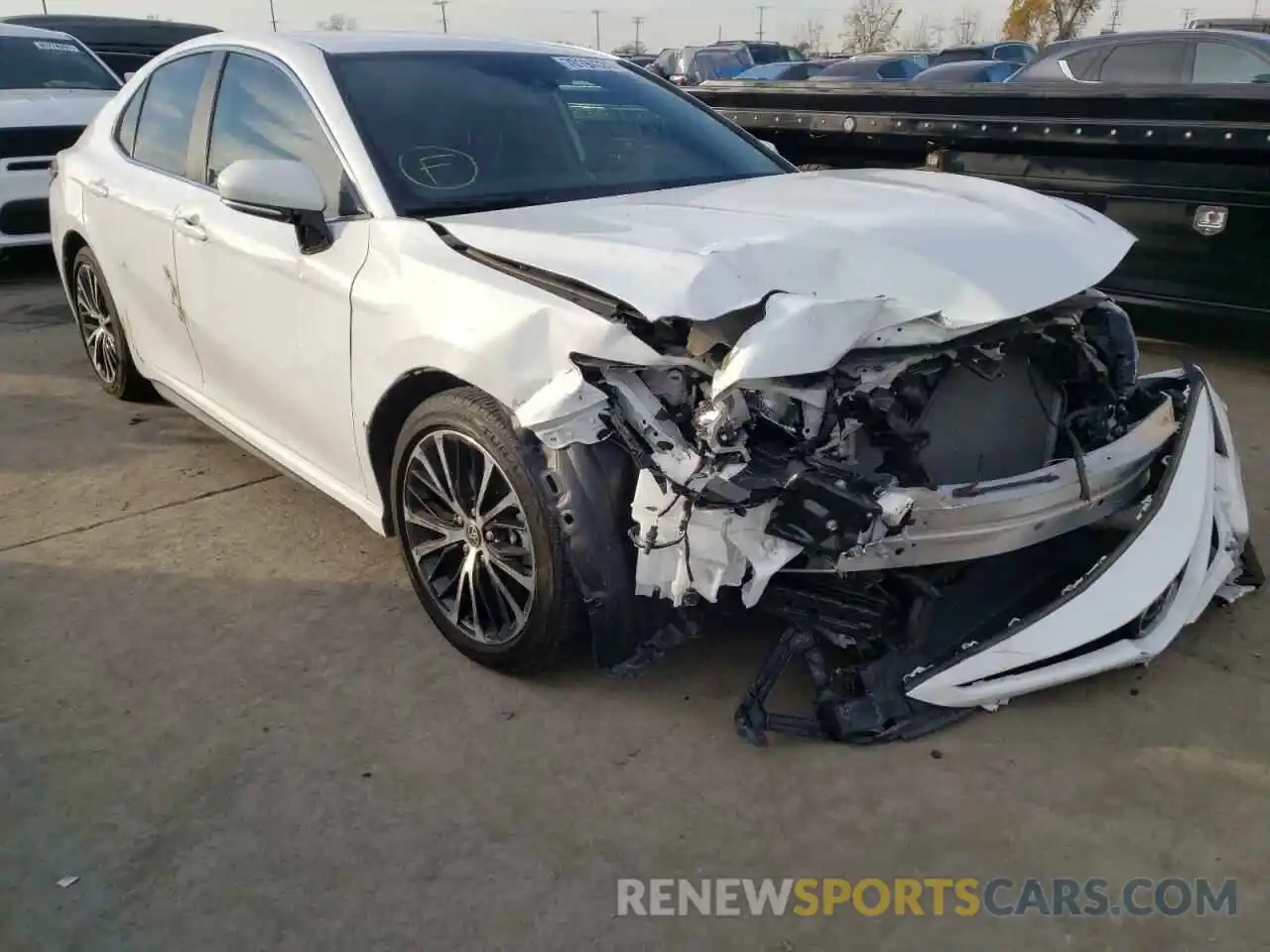 1 Photograph of a damaged car 4T1M11AK0LU993349 TOYOTA CAMRY 2020