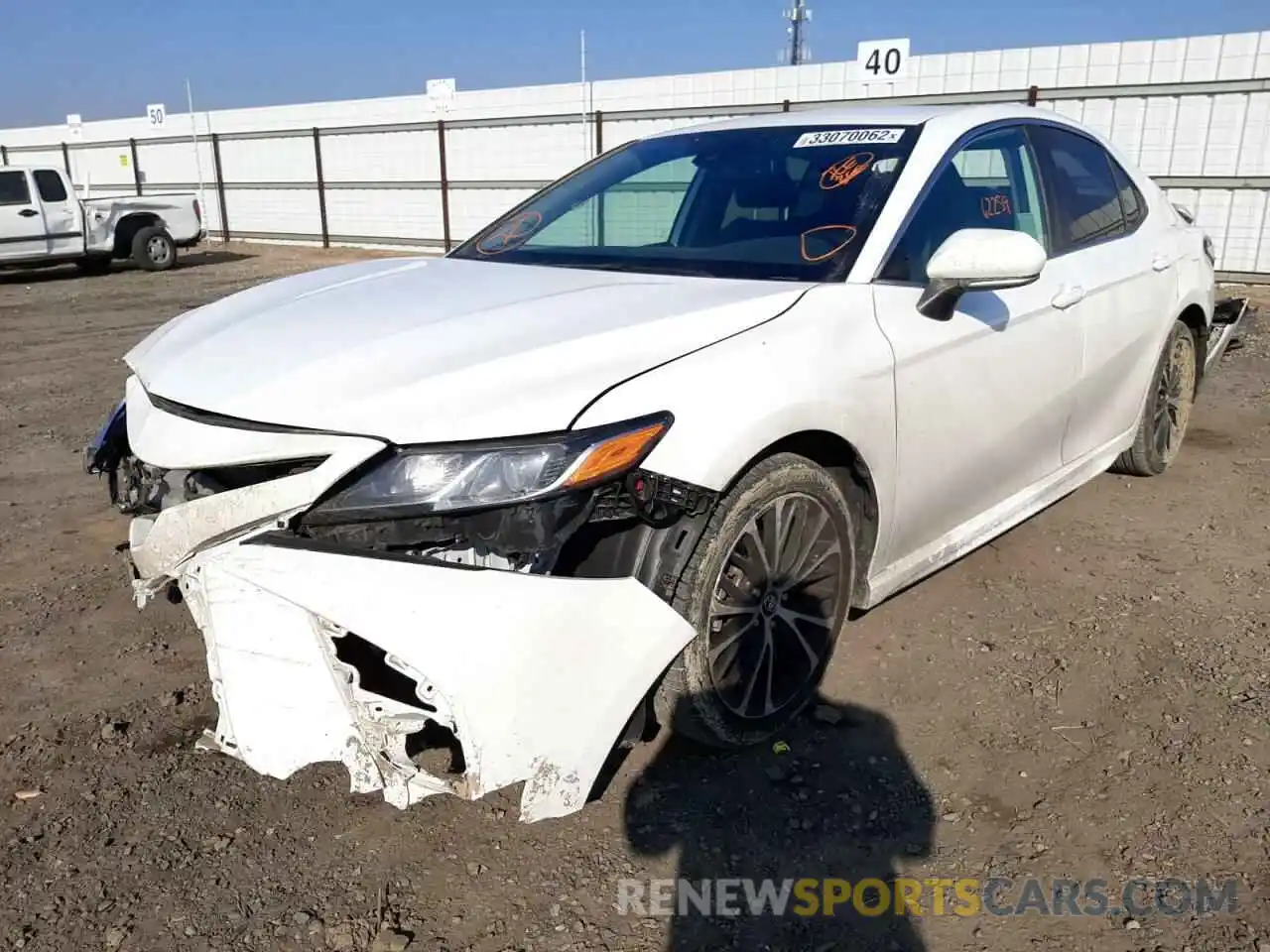 2 Photograph of a damaged car 4T1M11AK1LU341811 TOYOTA CAMRY 2020