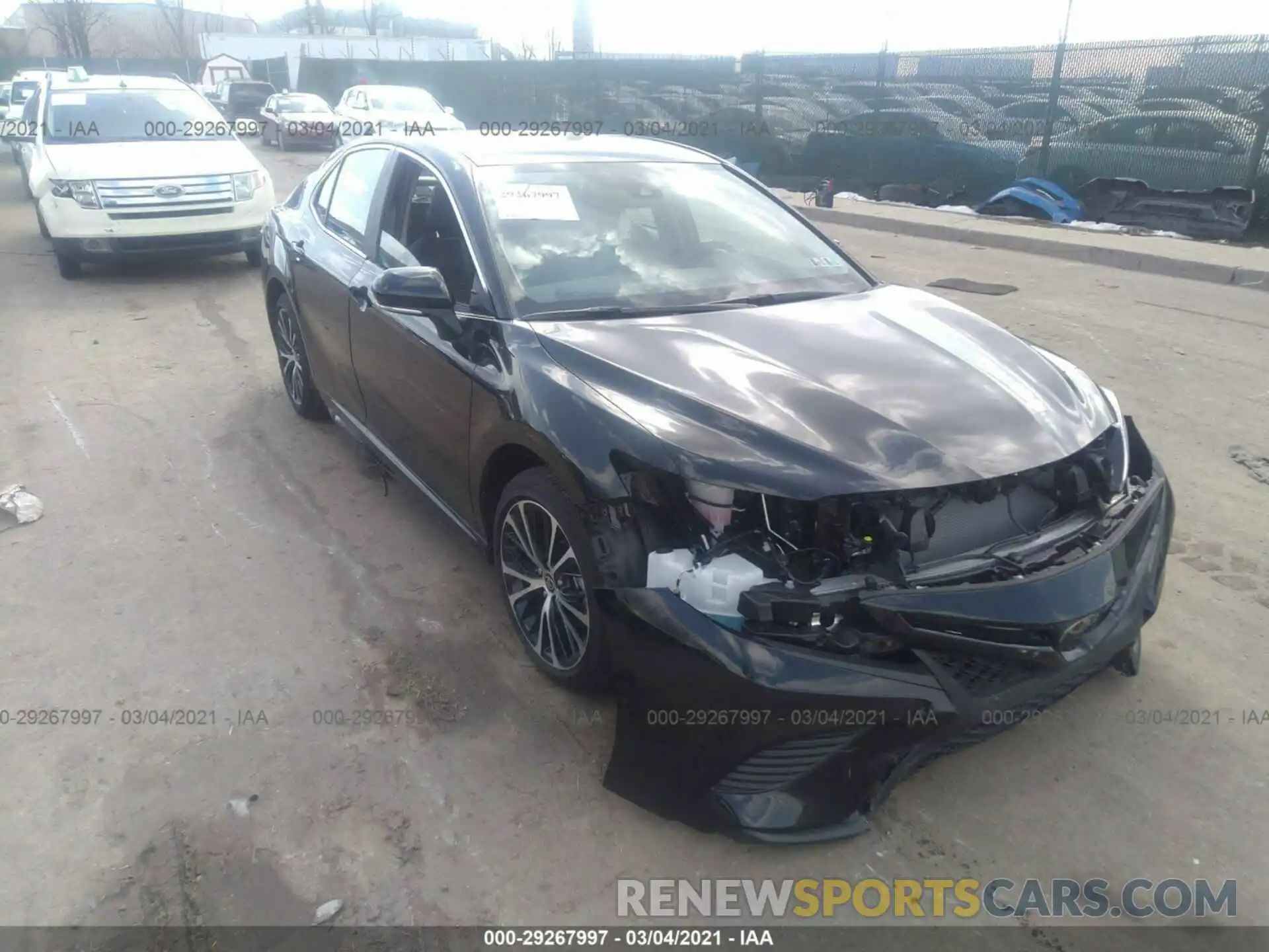 1 Photograph of a damaged car 4T1M11AK1LU388062 TOYOTA CAMRY 2020