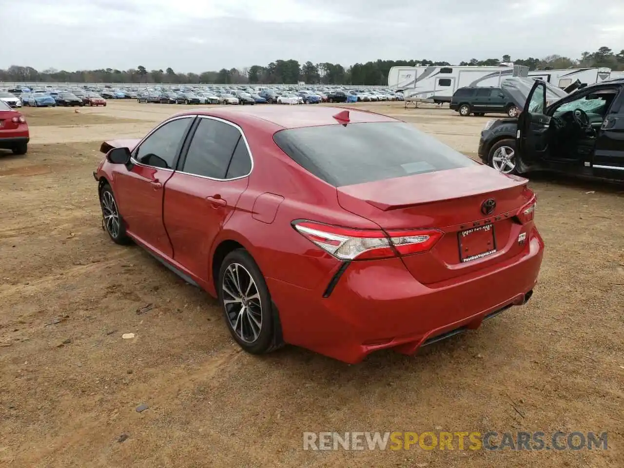 3 Photograph of a damaged car 4T1M11AK1LU389132 TOYOTA CAMRY 2020