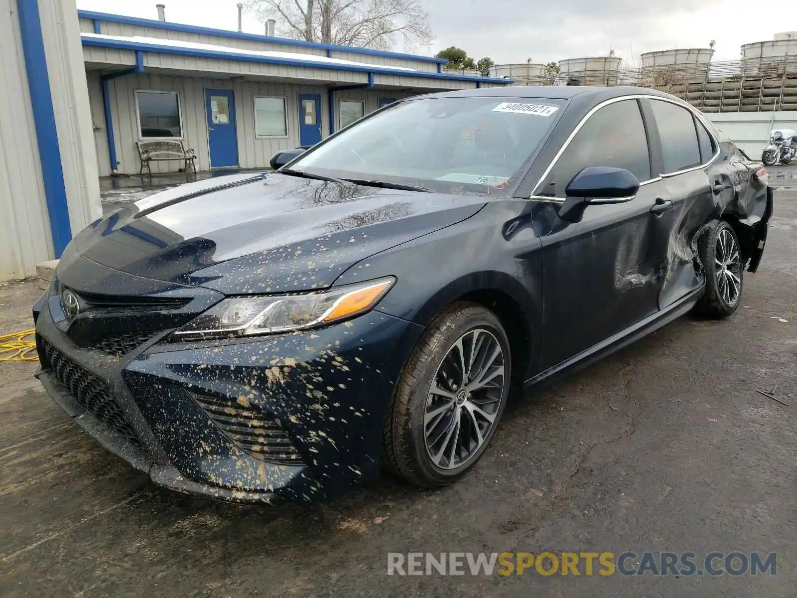 2 Photograph of a damaged car 4T1M11AK1LU392662 TOYOTA CAMRY 2020