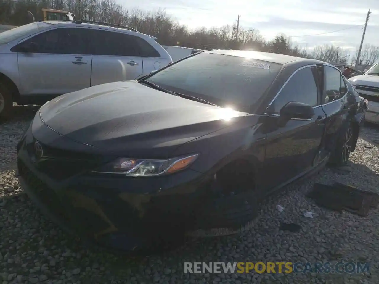 2 Photograph of a damaged car 4T1M11AK1LU501203 TOYOTA CAMRY 2020