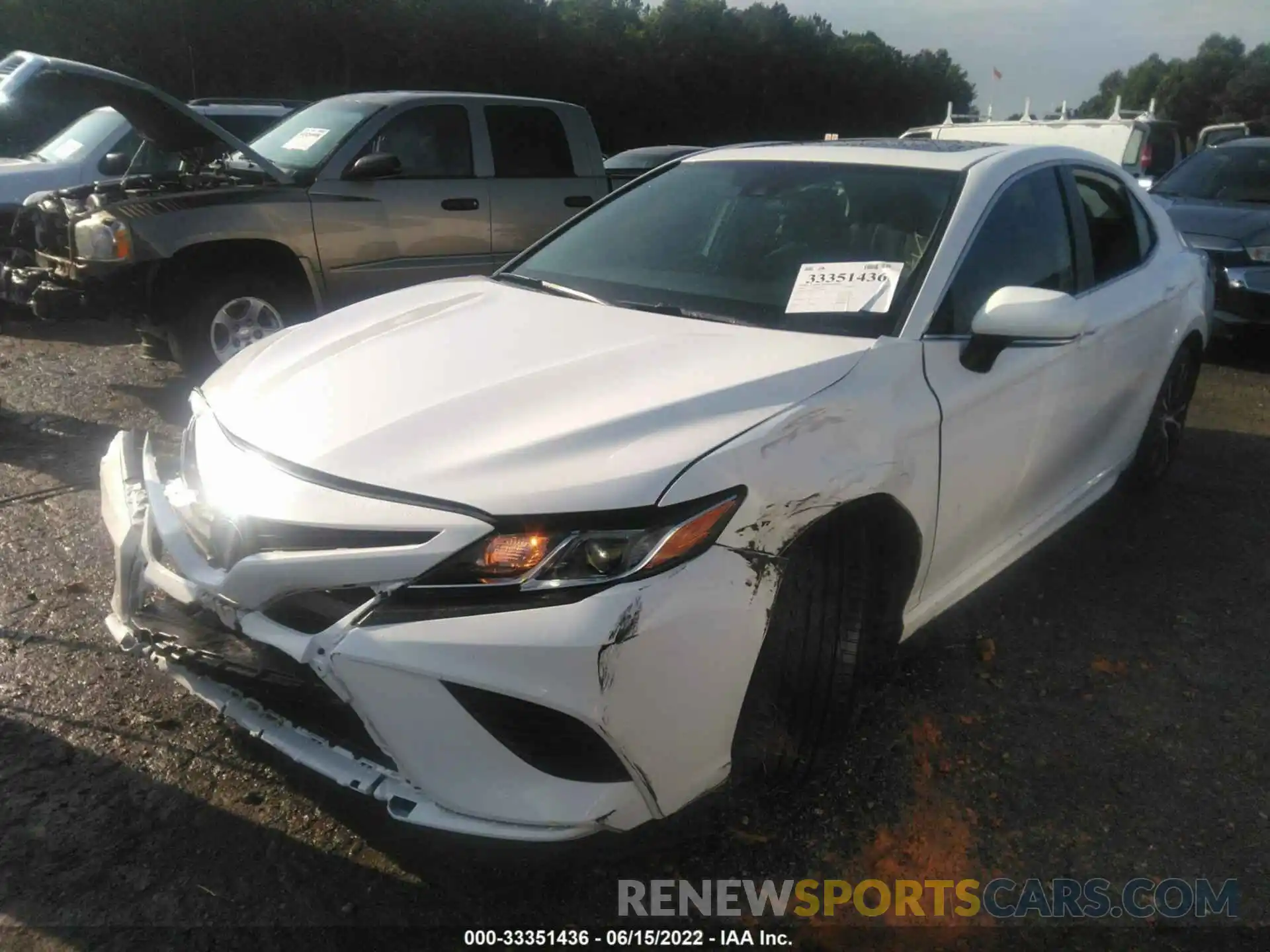 2 Photograph of a damaged car 4T1M11AK1LU864066 TOYOTA CAMRY 2020