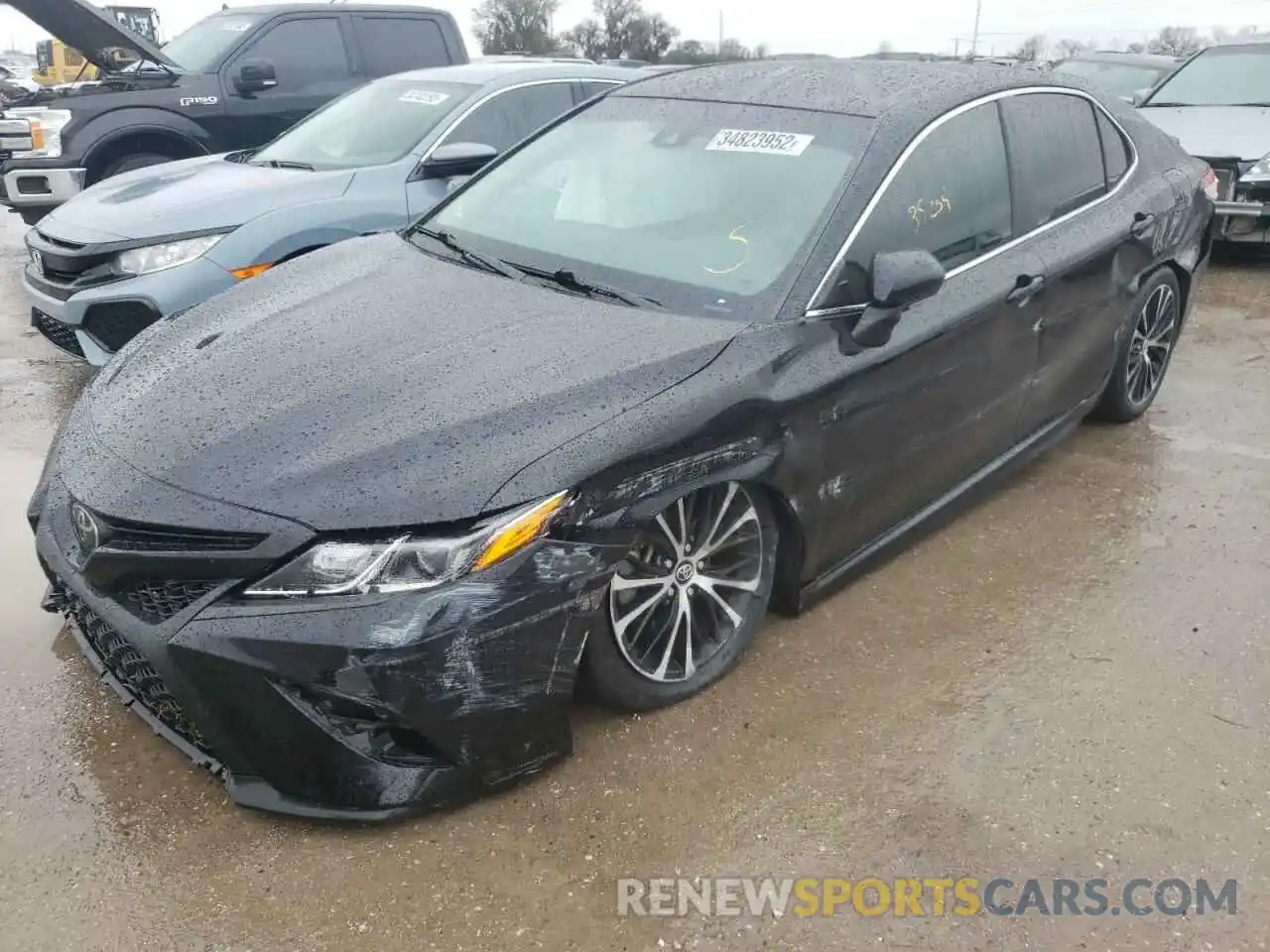 2 Photograph of a damaged car 4T1M11AK1LU892045 TOYOTA CAMRY 2020