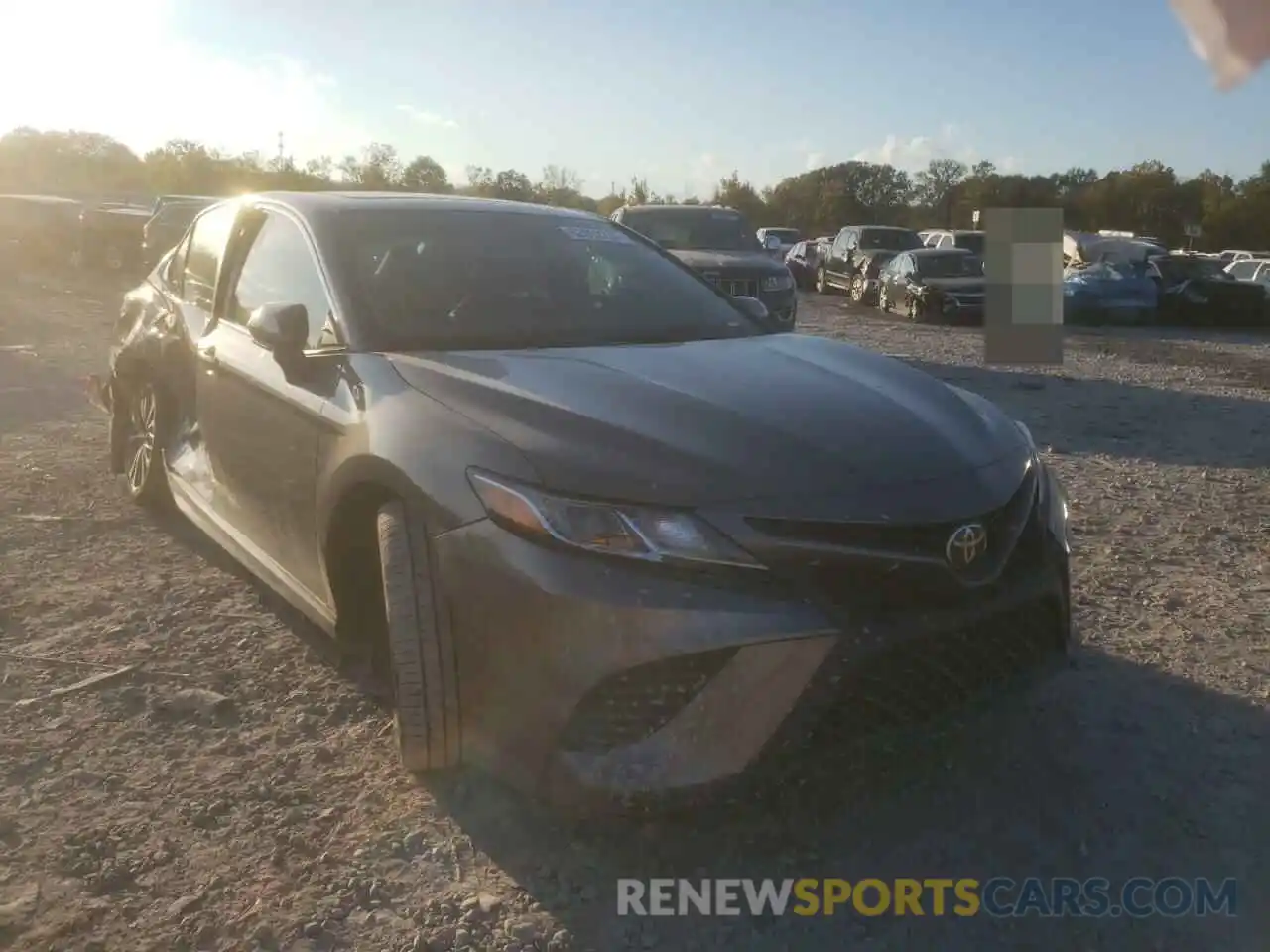 1 Photograph of a damaged car 4T1M11AK1LU953765 TOYOTA CAMRY 2020