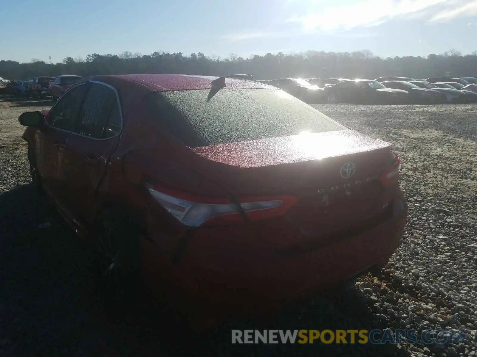 3 Photograph of a damaged car 4T1M11AK2LU340697 TOYOTA CAMRY 2020