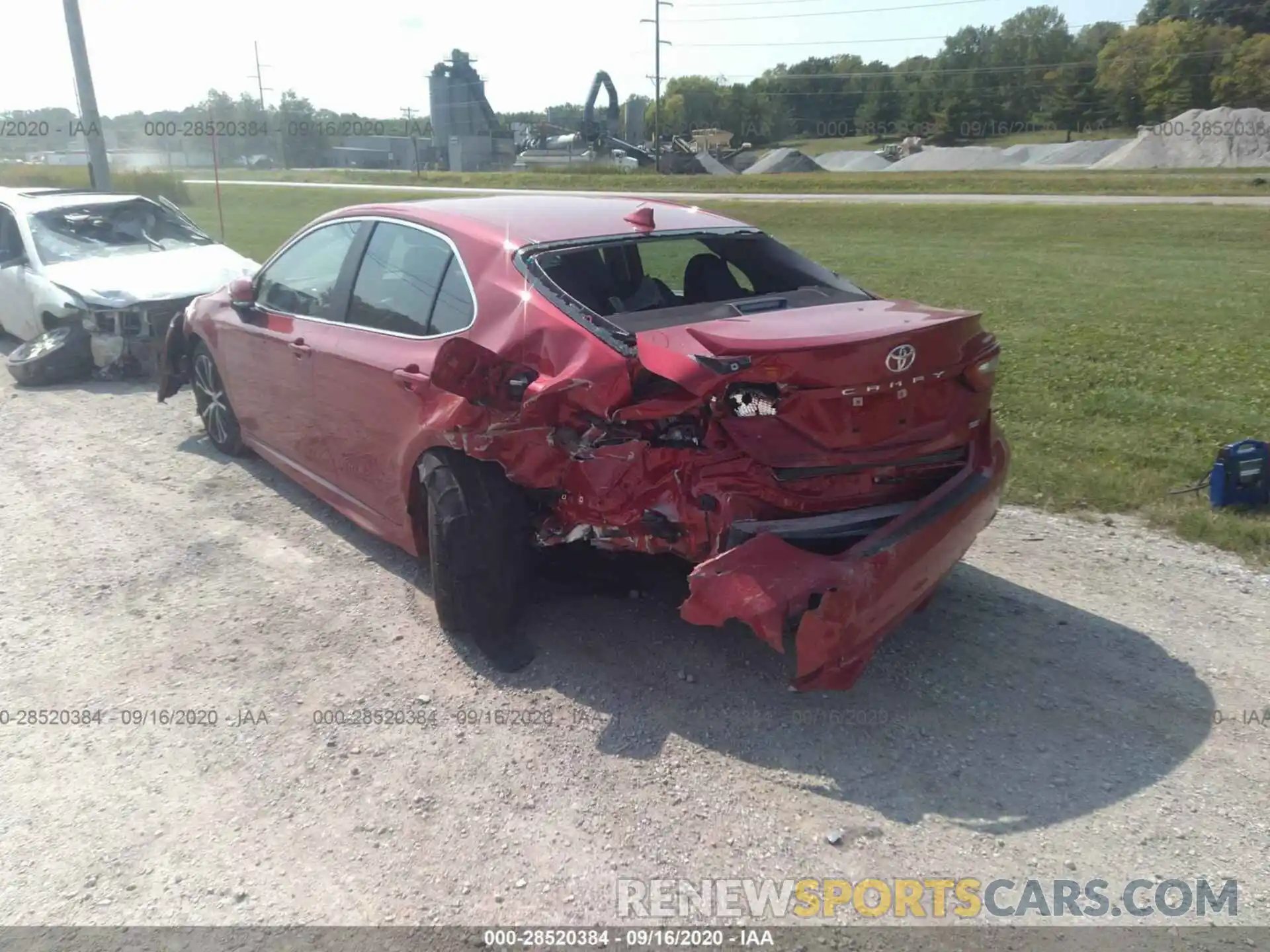 3 Photograph of a damaged car 4T1M11AK2LU356897 TOYOTA CAMRY 2020