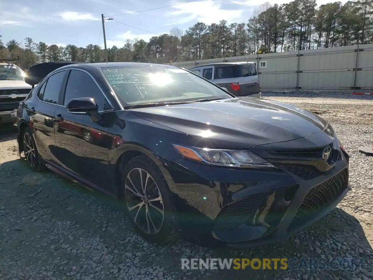 1 Photograph of a damaged car 4T1M11AK2LU507933 TOYOTA CAMRY 2020