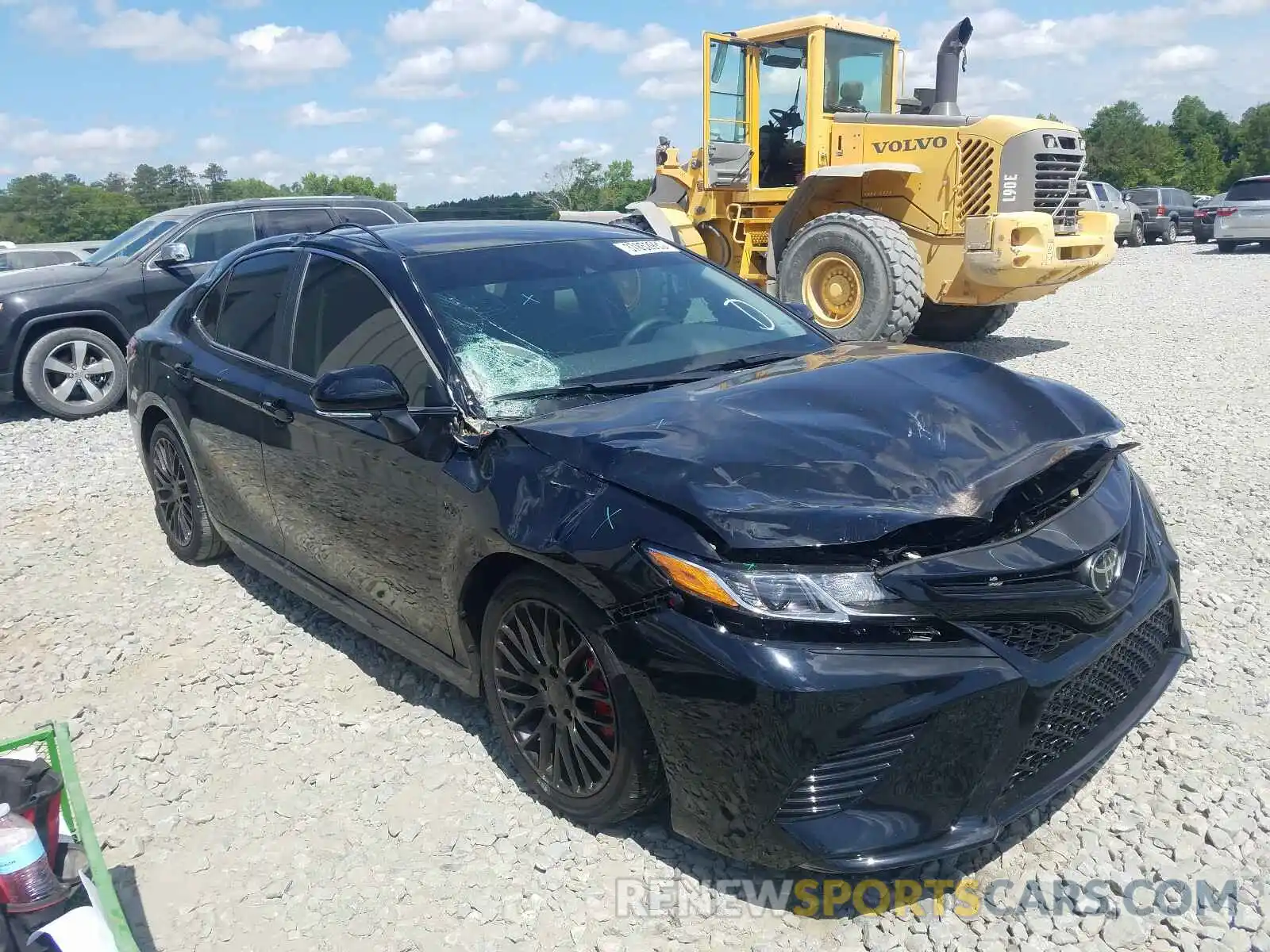 1 Photograph of a damaged car 4T1M11AK2LU868577 TOYOTA CAMRY 2020