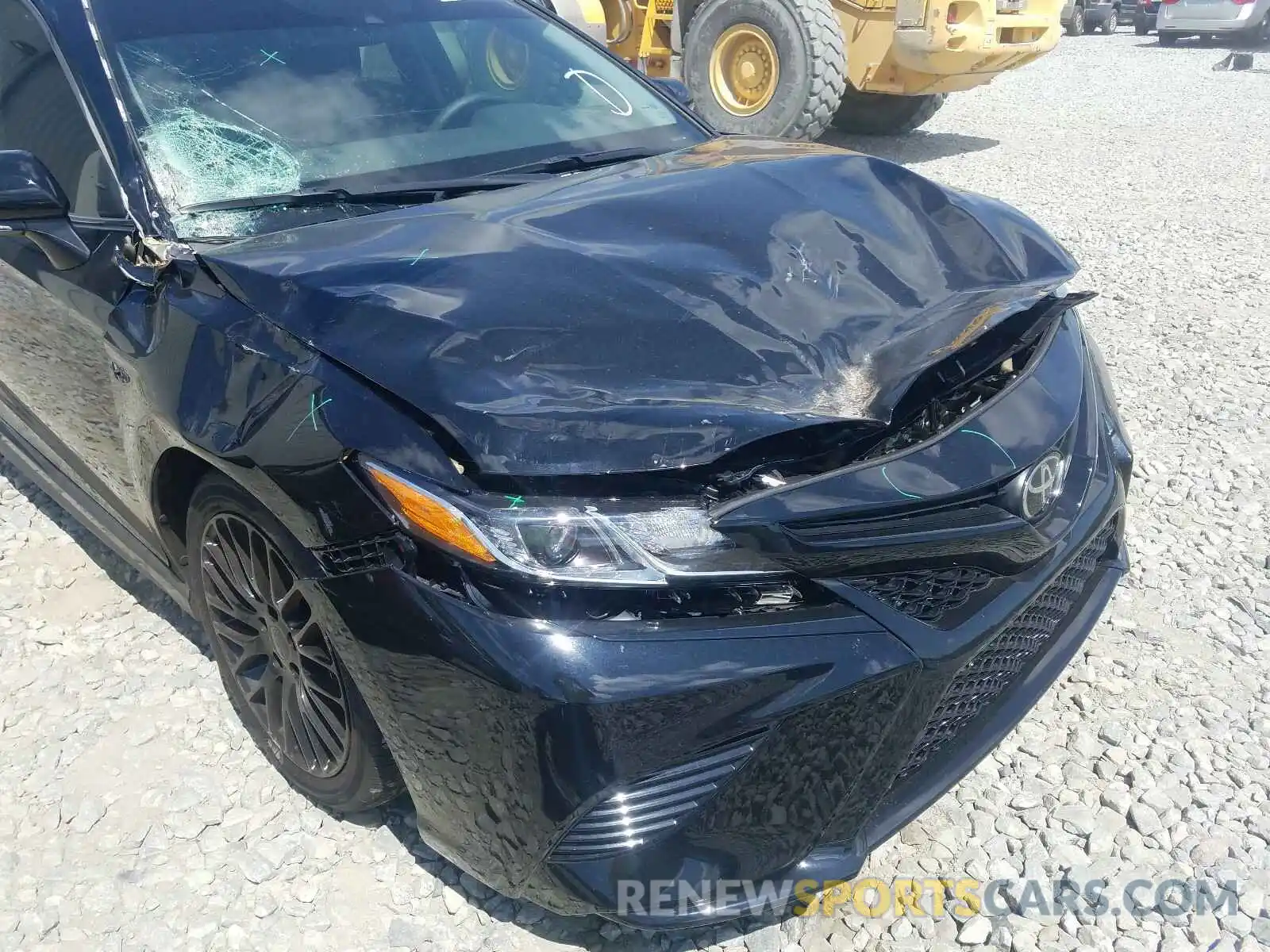 9 Photograph of a damaged car 4T1M11AK2LU868577 TOYOTA CAMRY 2020