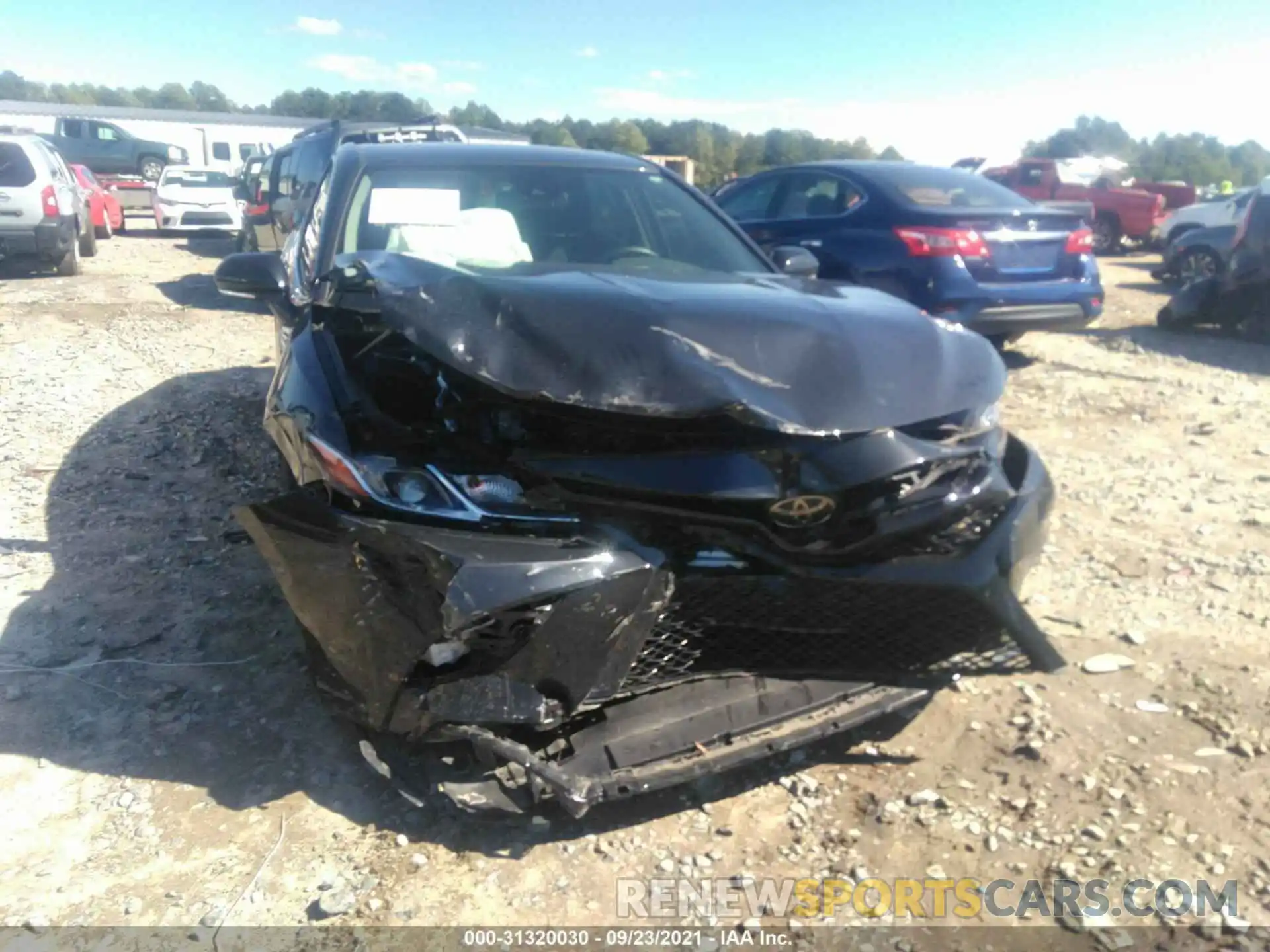 6 Photograph of a damaged car 4T1M11AK2LU890479 TOYOTA CAMRY 2020