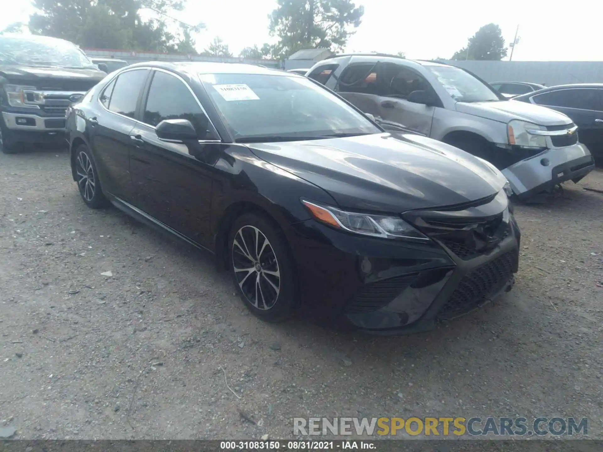 1 Photograph of a damaged car 4T1M11AK2LU910276 TOYOTA CAMRY 2020