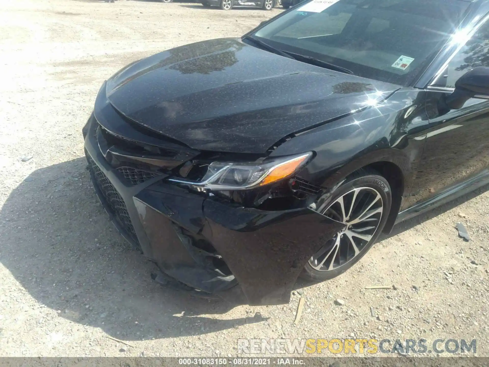 6 Photograph of a damaged car 4T1M11AK2LU910276 TOYOTA CAMRY 2020