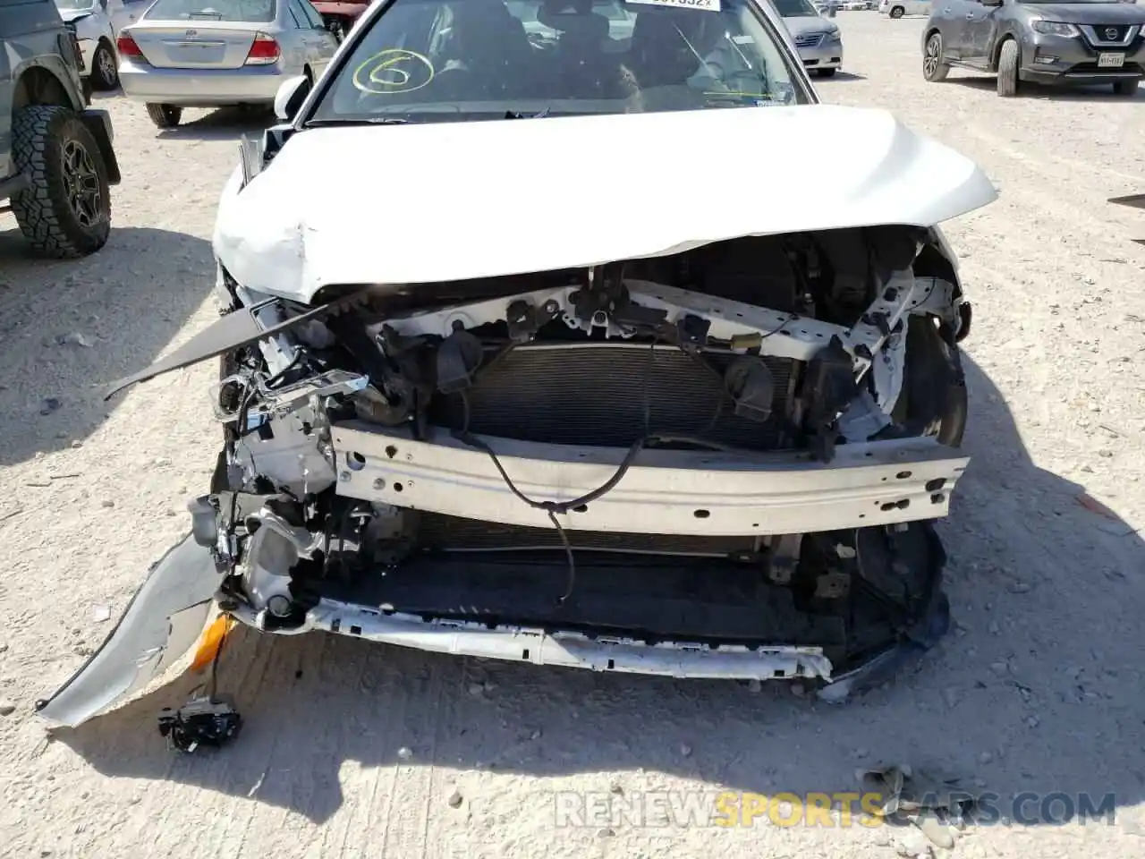 9 Photograph of a damaged car 4T1M11AK2LU997872 TOYOTA CAMRY 2020