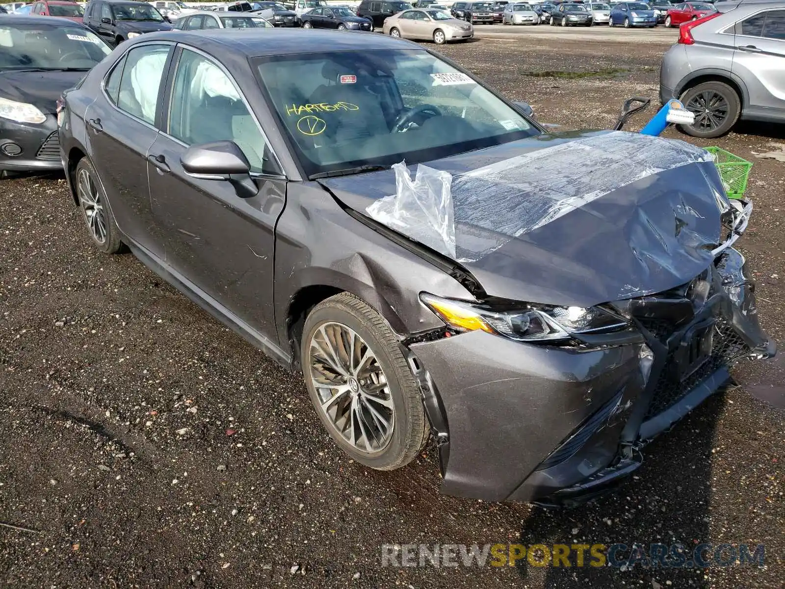 1 Photograph of a damaged car 4T1M11AK3LU320426 TOYOTA CAMRY 2020