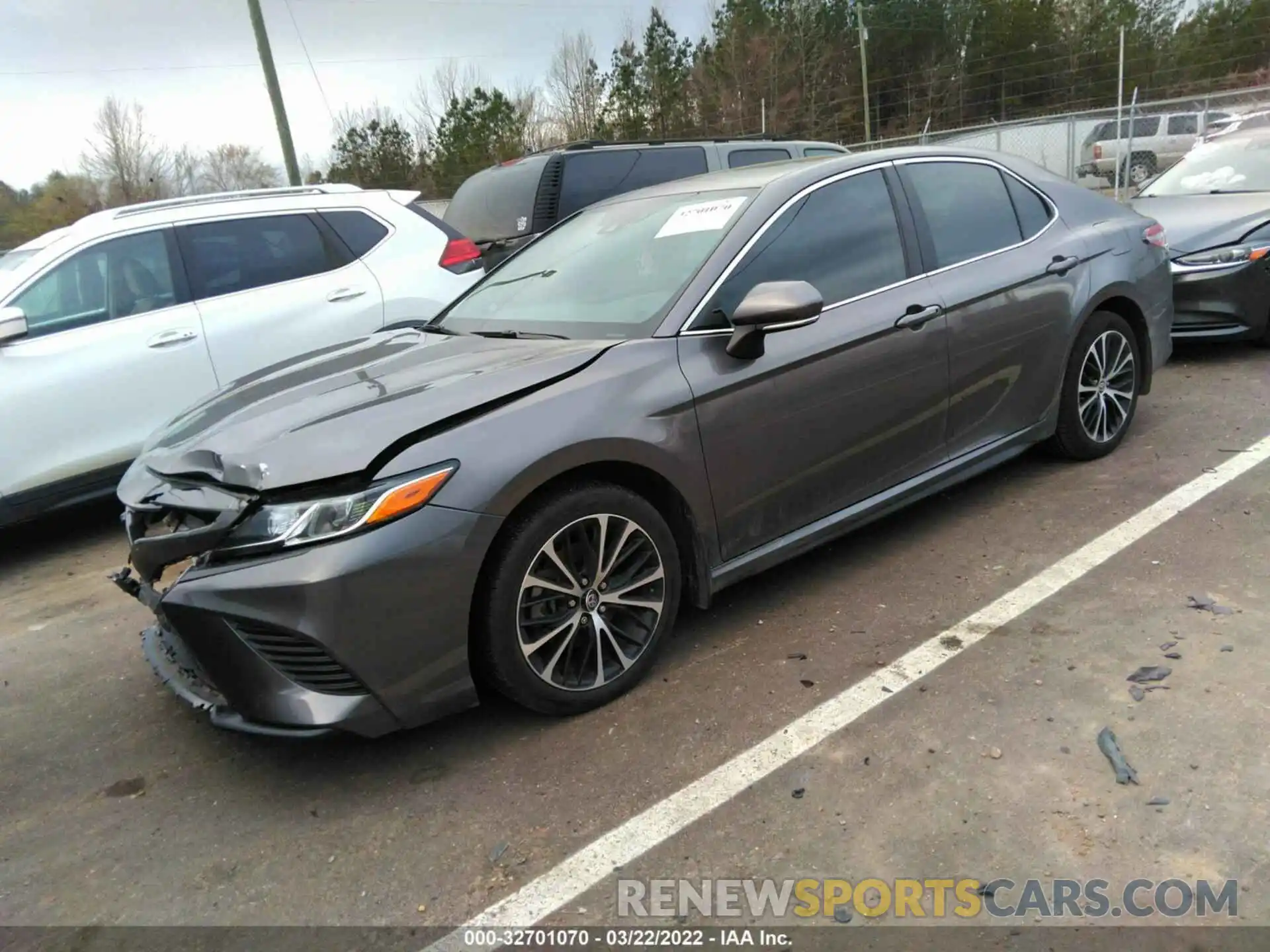 2 Photograph of a damaged car 4T1M11AK3LU389665 TOYOTA CAMRY 2020