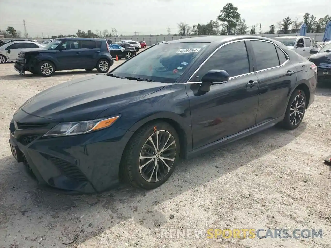 1 Photograph of a damaged car 4T1M11AK3LU394123 TOYOTA CAMRY 2020