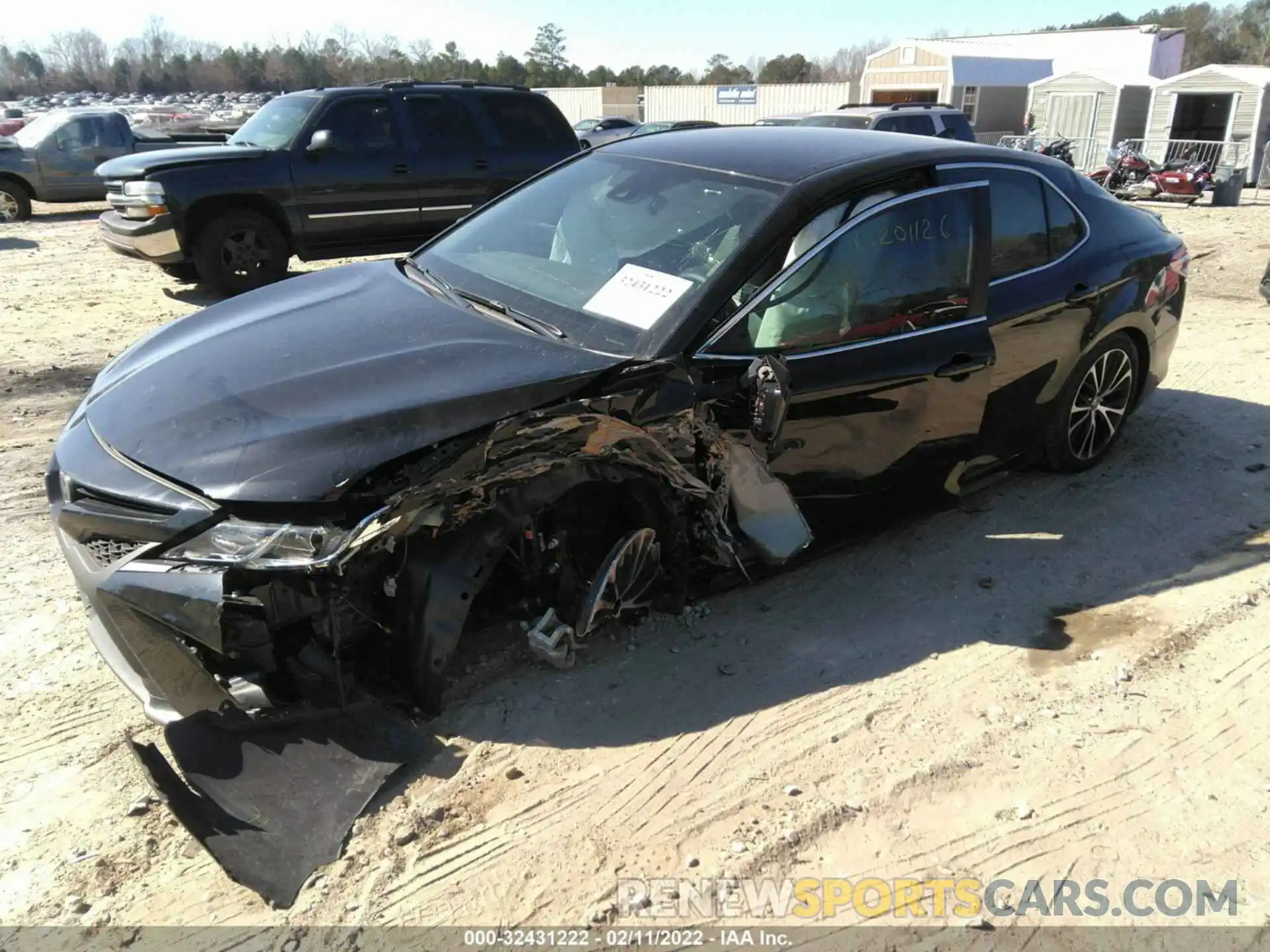 2 Photograph of a damaged car 4T1M11AK3LU400227 TOYOTA CAMRY 2020